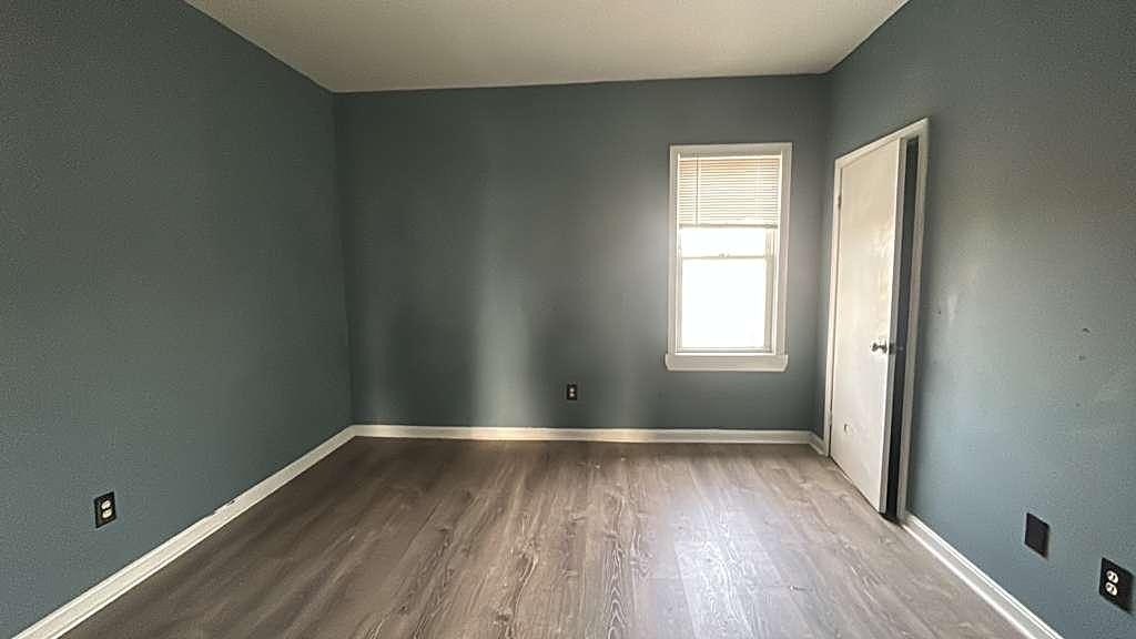 Photo 4 of 956 South Main St. Unit 2E