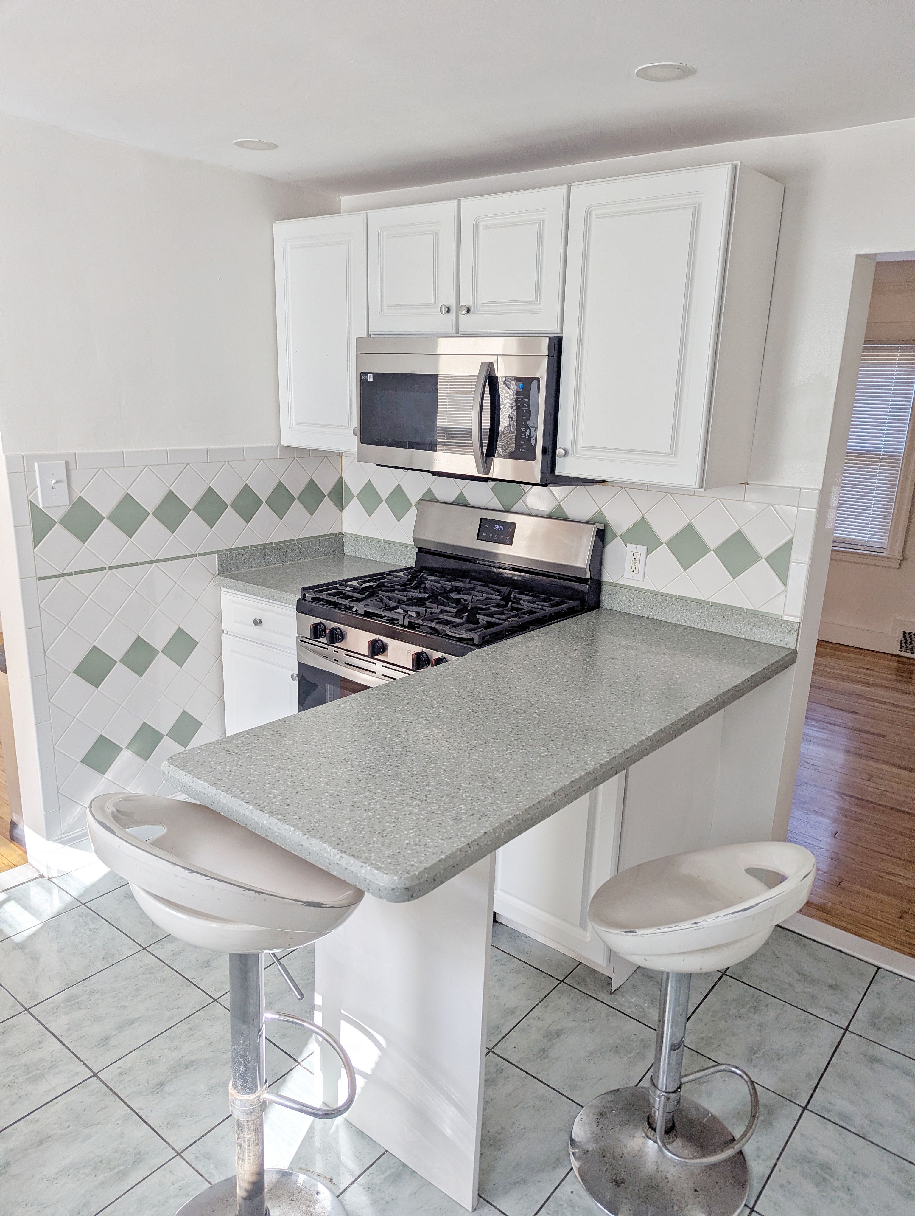 Photos of apartment on Gladeside Ave.,Boston MA 02126