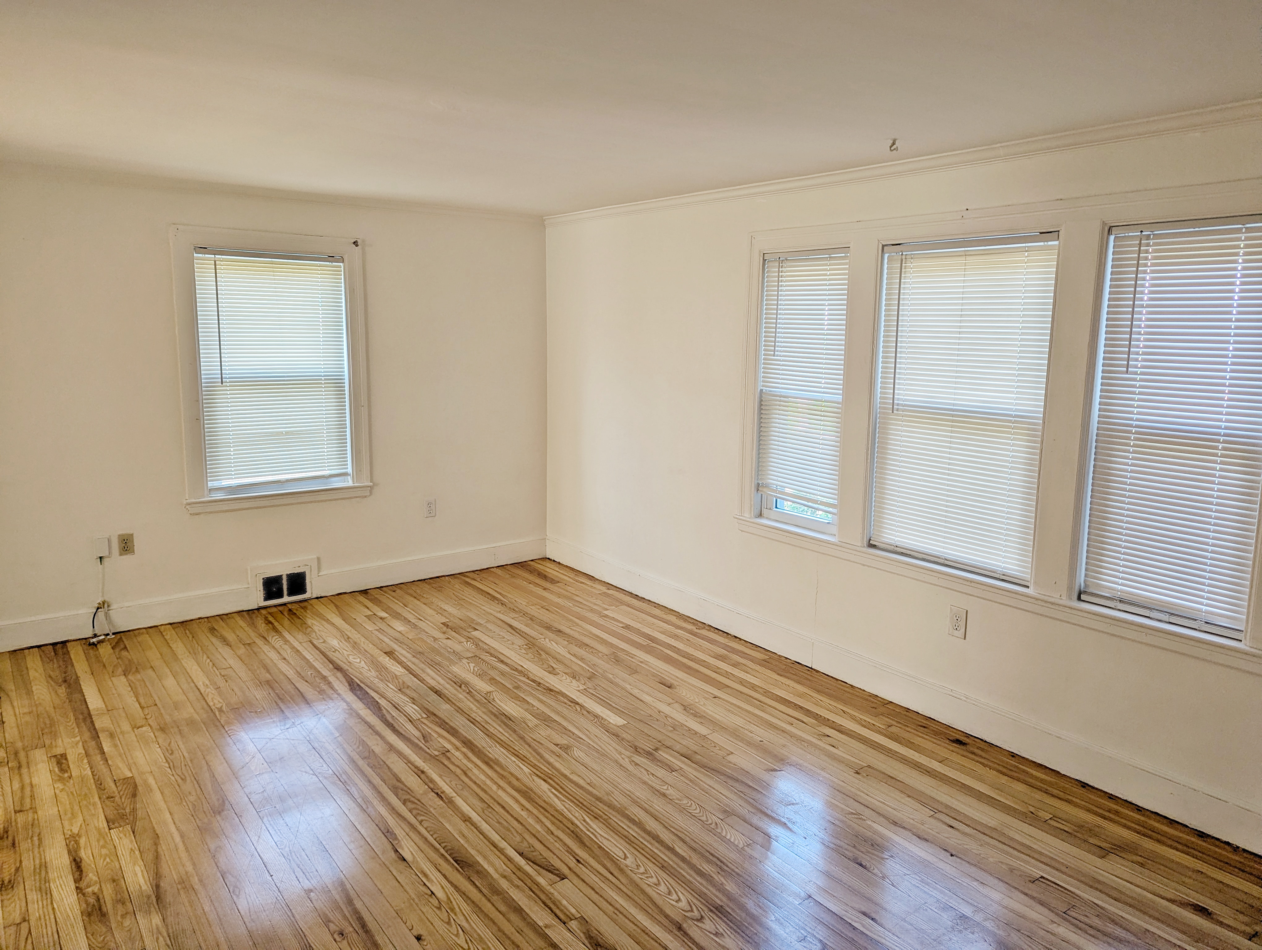 Photos of apartment on Gladeside Ave.,Boston MA 02126
