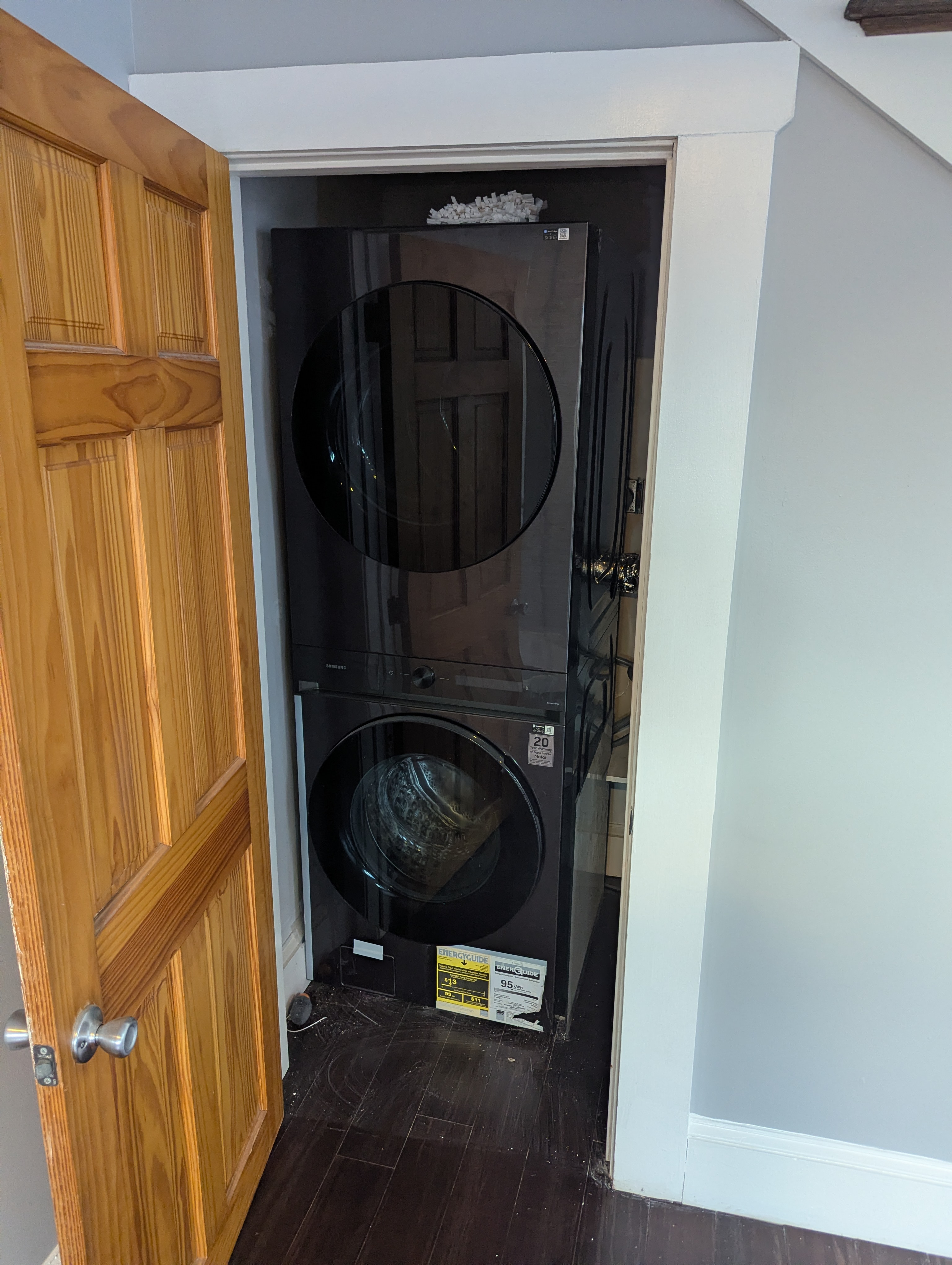 Photos of apartment on Whitfield St.,Boston MA 02124