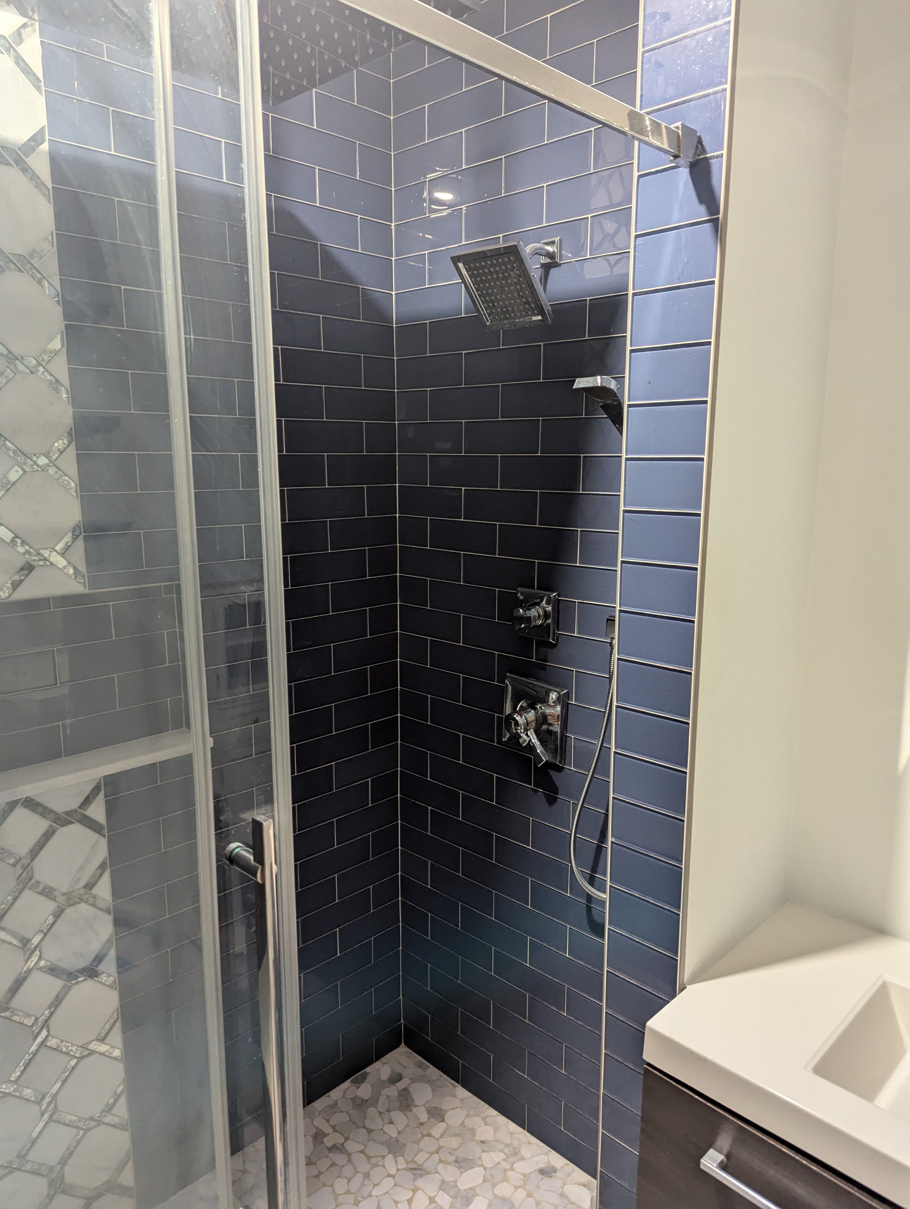 Photos of apartment on Whitfield St.,Boston MA 02124
