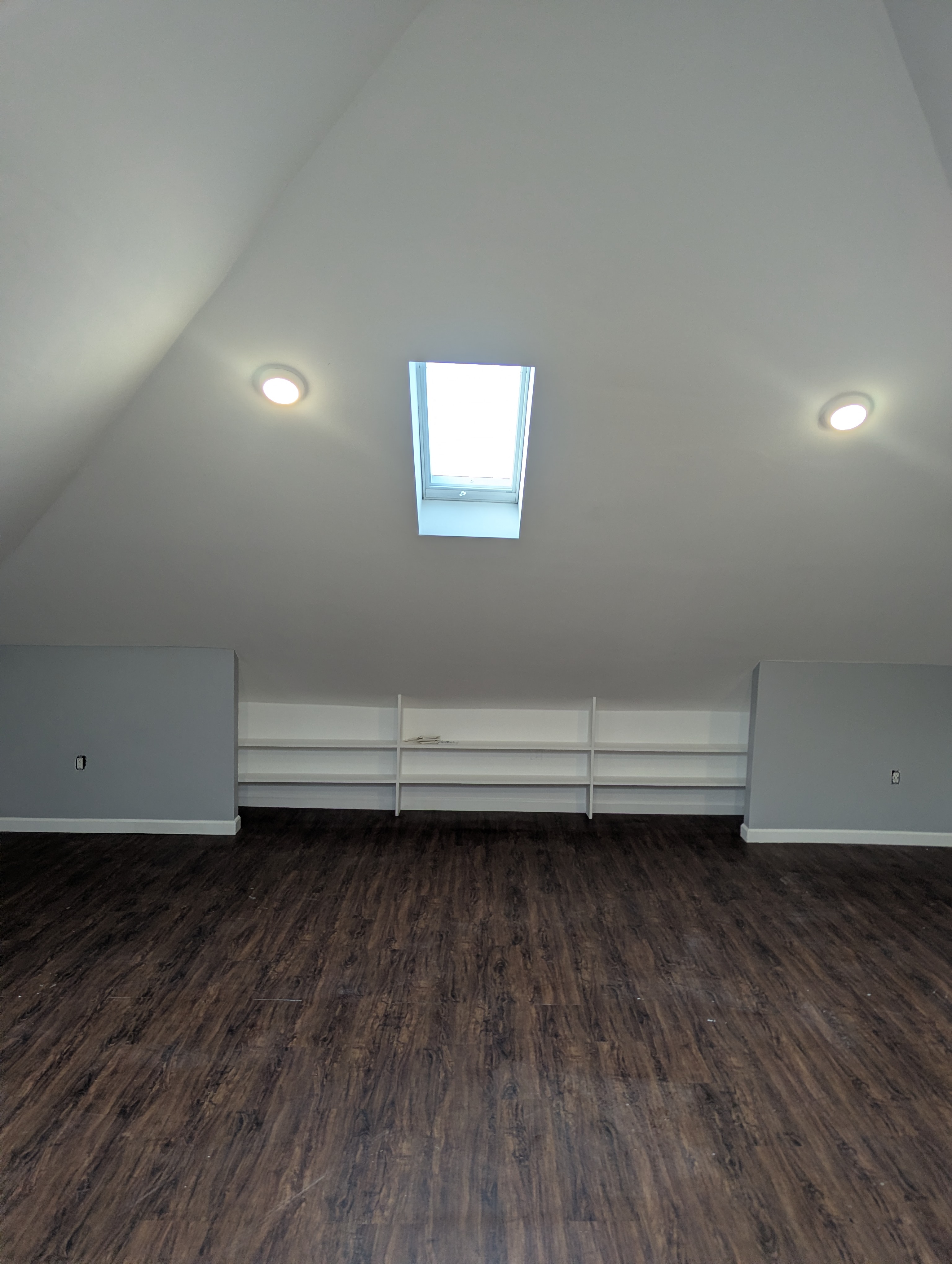 Photos of apartment on Whitfield St.,Boston MA 02124