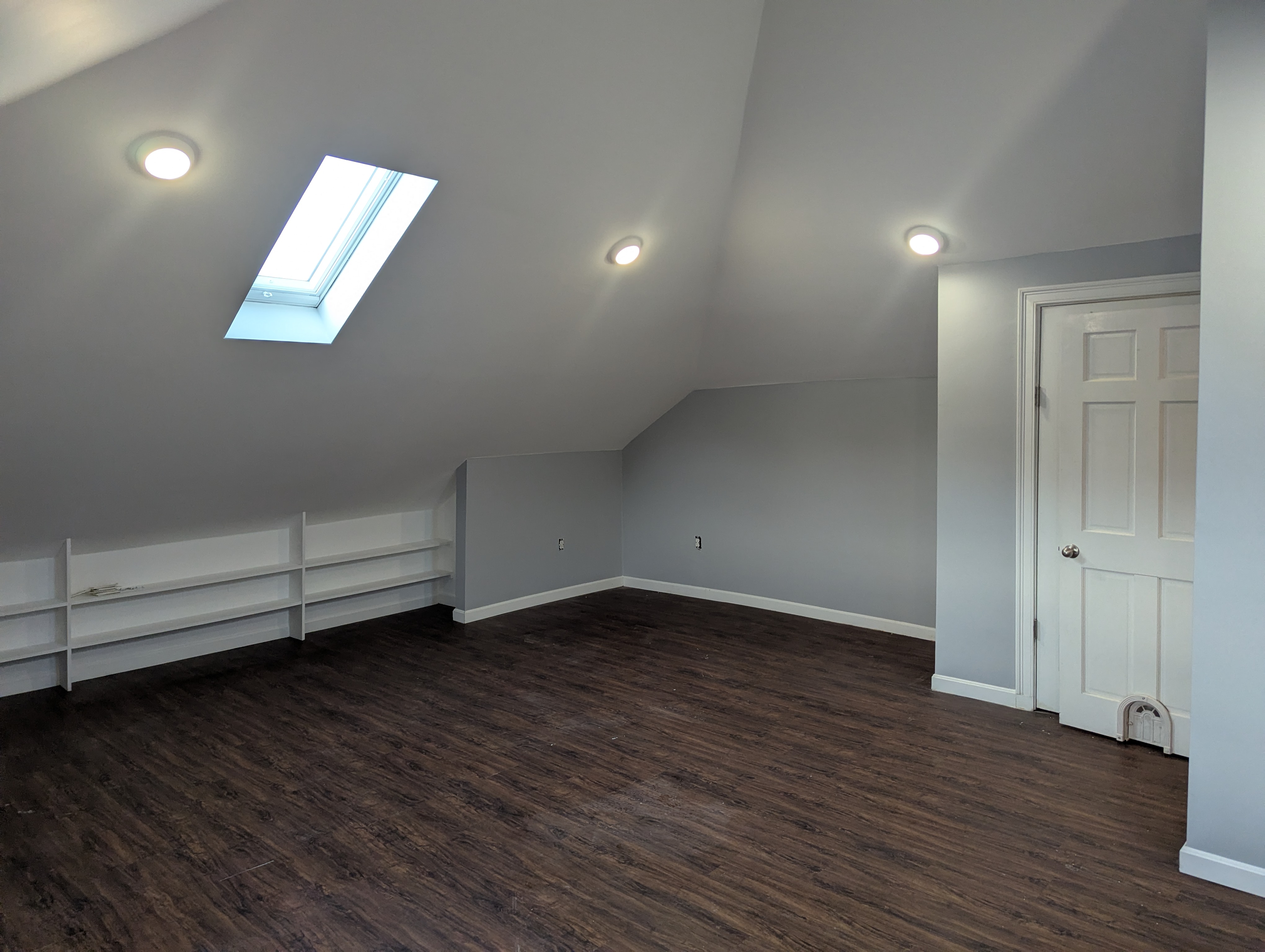 Photos of apartment on Whitfield St.,Boston MA 02124