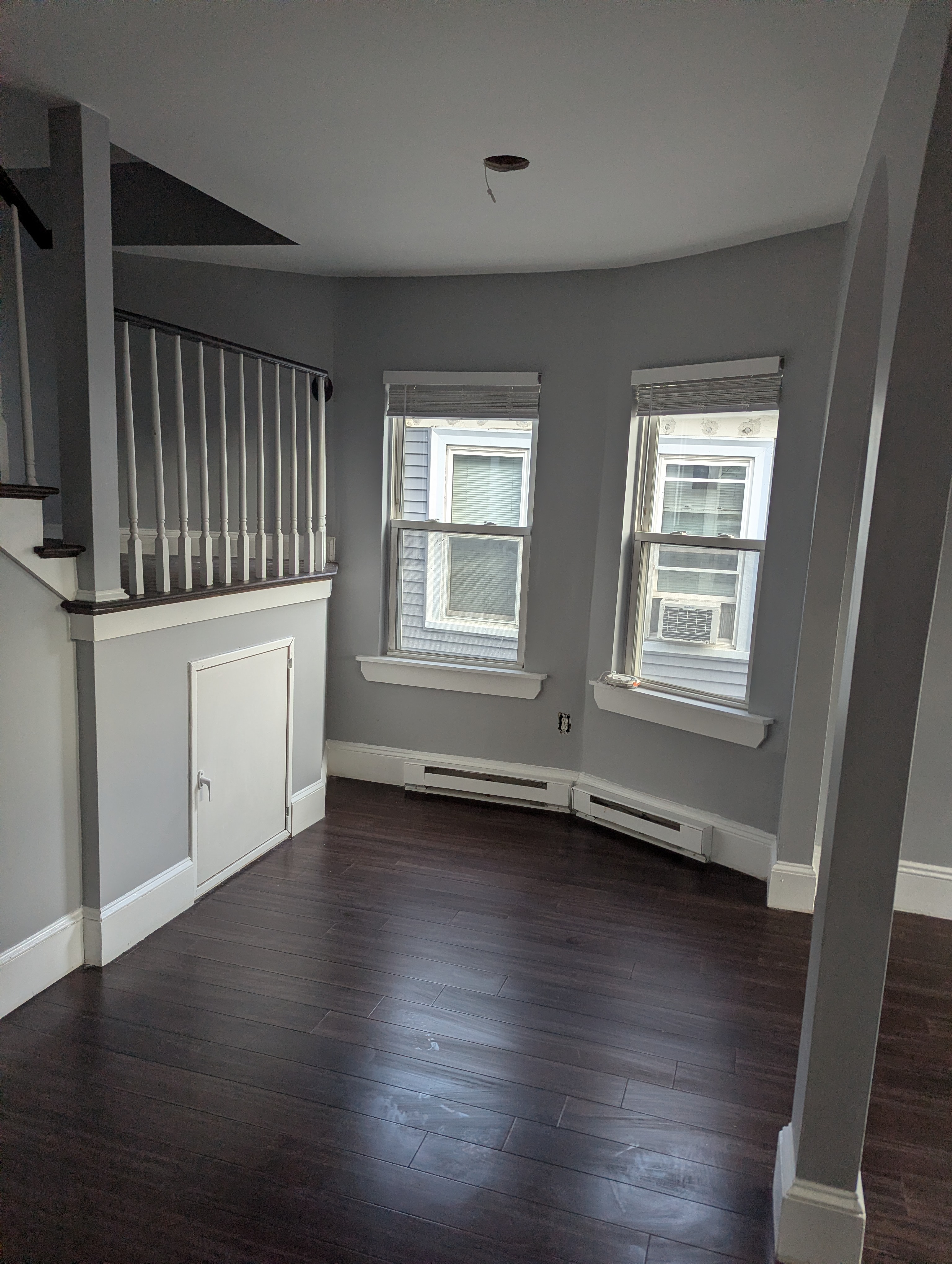 Photos of apartment on Whitfield St.,Boston MA 02124