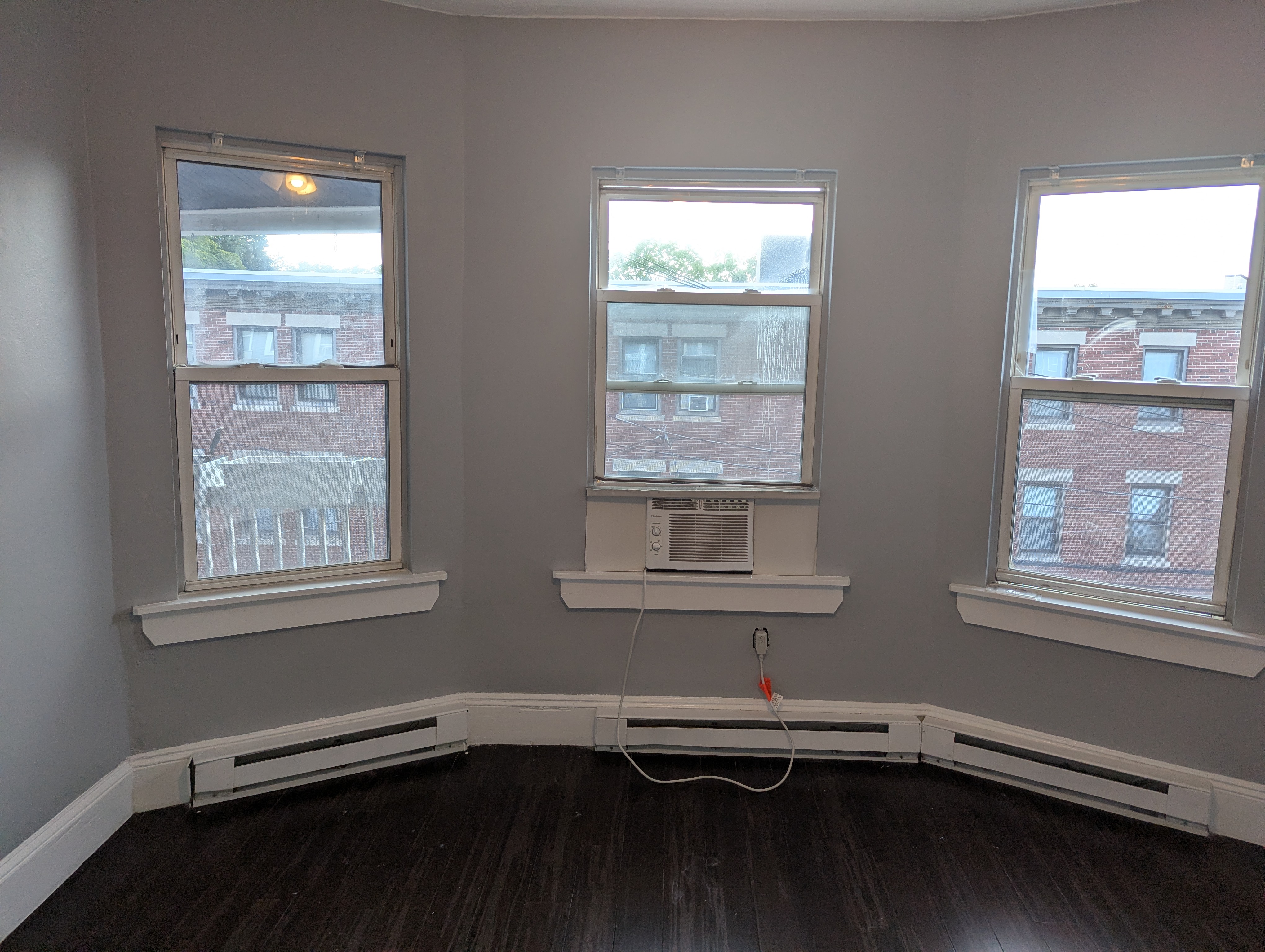 Photos of apartment on Whitfield St.,Boston MA 02124