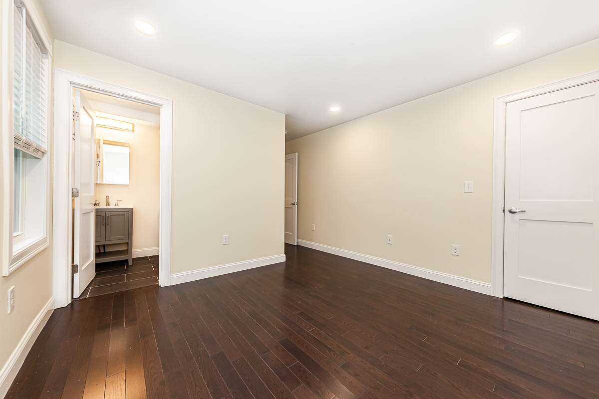 Photos of apartment on Albion St.,Medford MA 02155