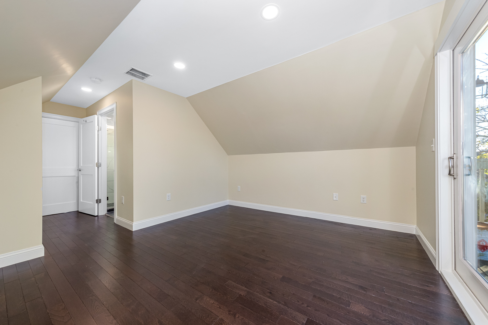 Photos of apartment on Bradbury Ave.,Medford MA 