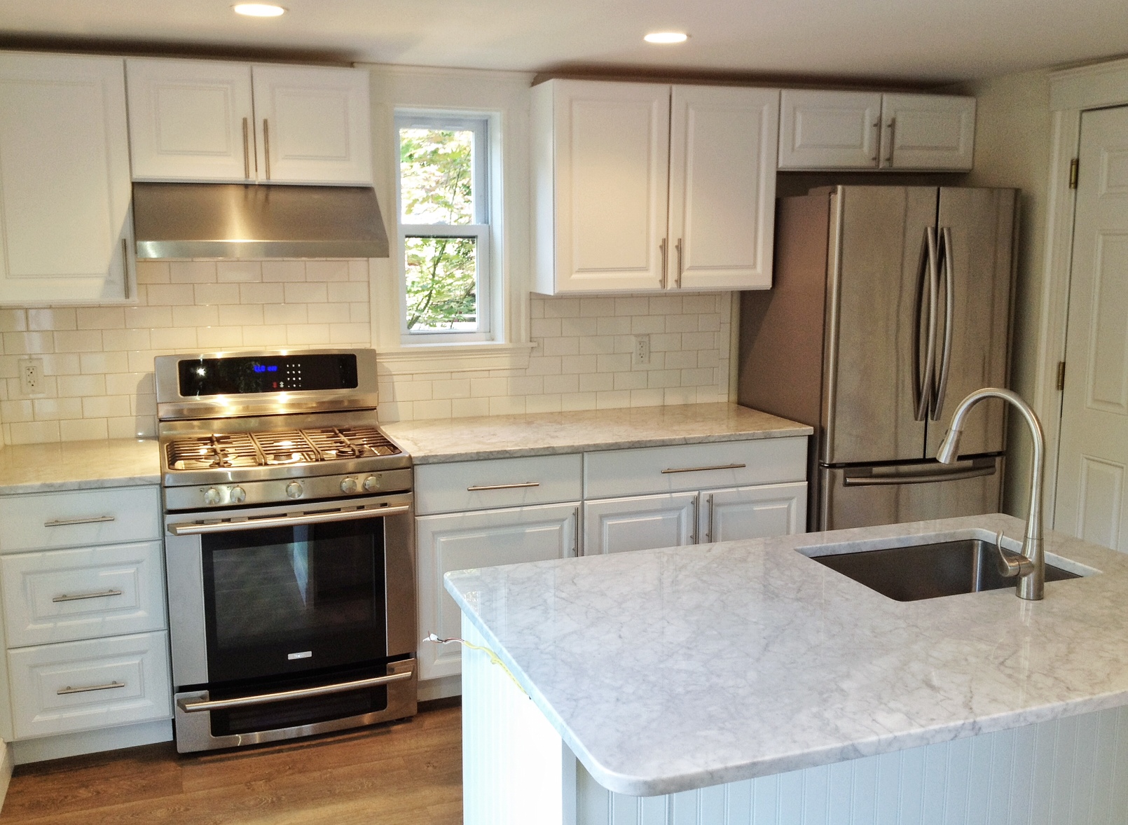 Photos of apartment on Norfolk Pl.,Cambridge MA 