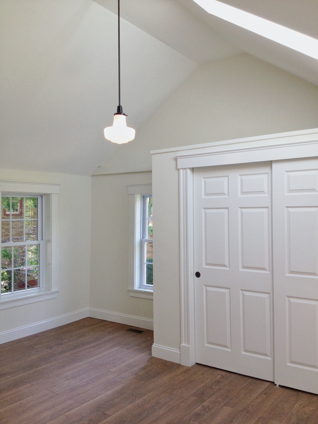 Photos of apartment on Norfolk Pl.,Cambridge MA 