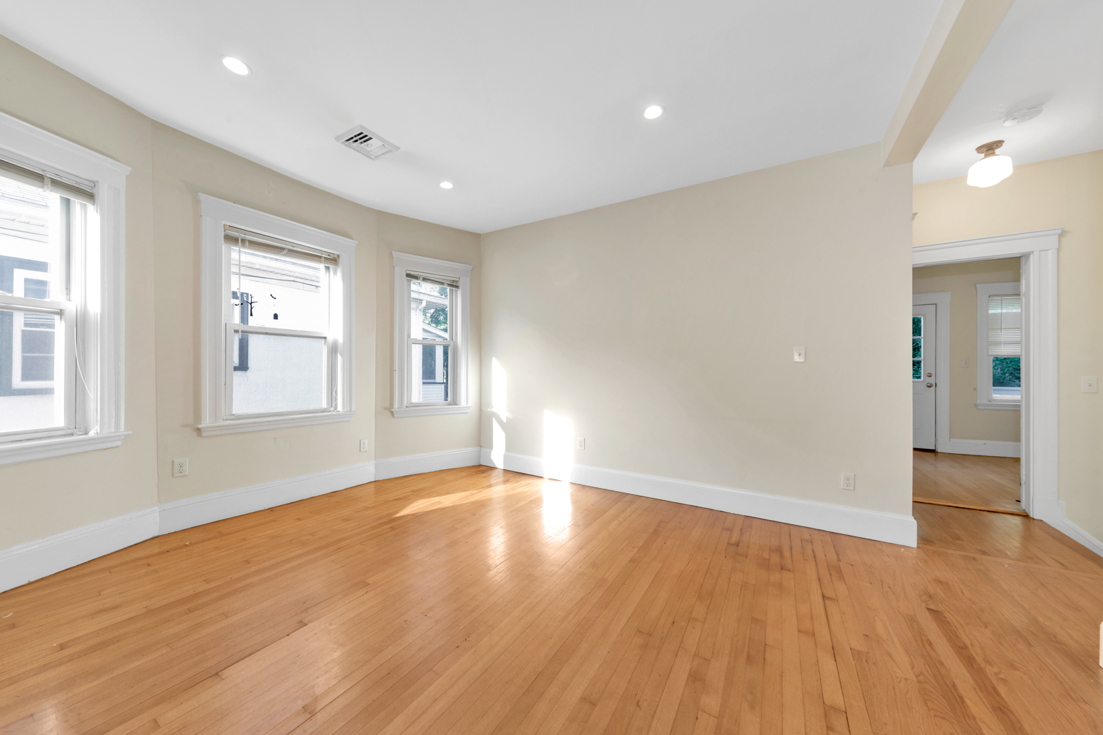 Photos of apartment on Alewife Brook Pkwy.,Somerville MA 