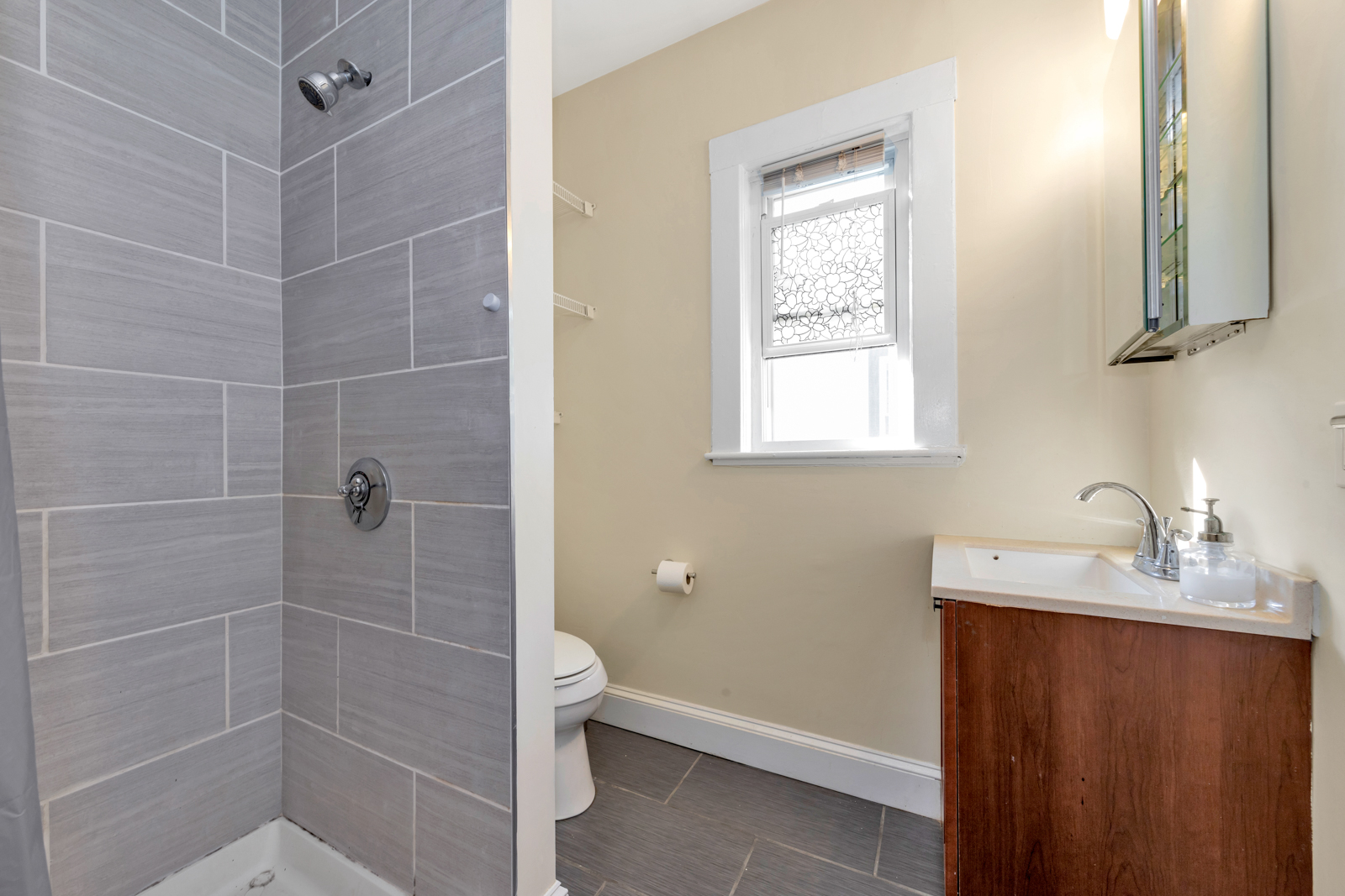 Photos of apartment on Alewife Brook Pkwy.,Somerville MA 