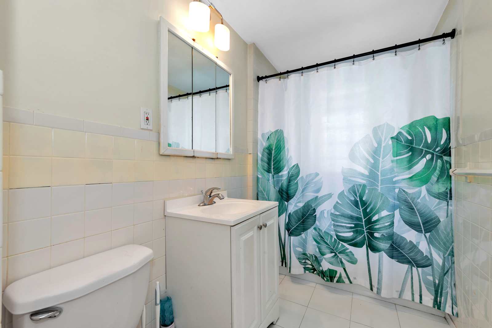 Photos of apartment on Alewife Brook Pkwy.,Somerville MA 