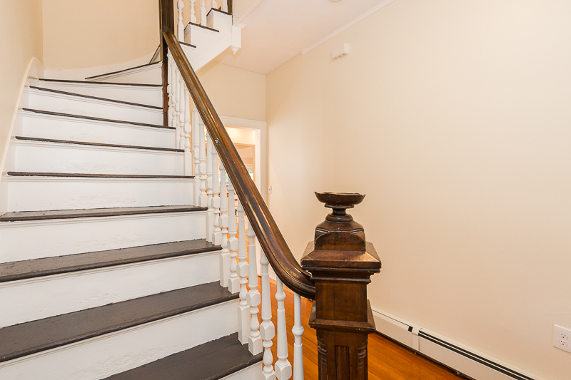 Photos of apartment on Monument St.,Medford MA 