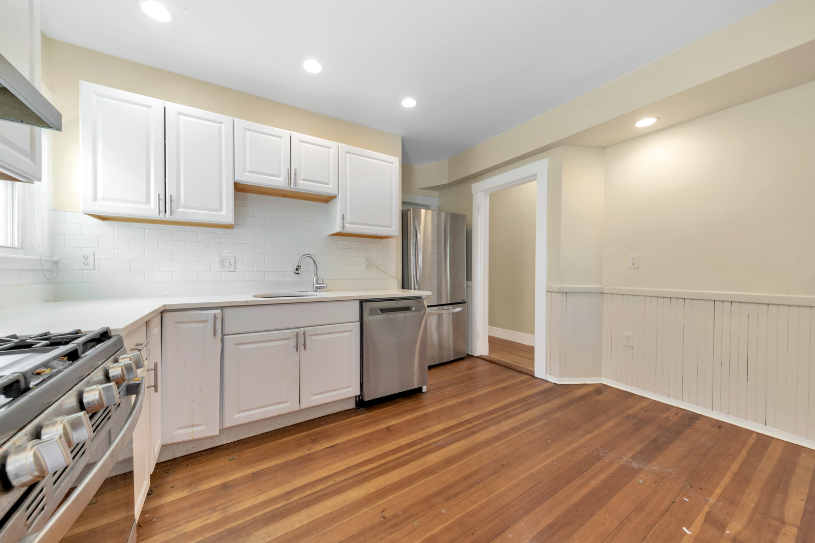 Photos of apartment on Champney St.,Boston MA 
