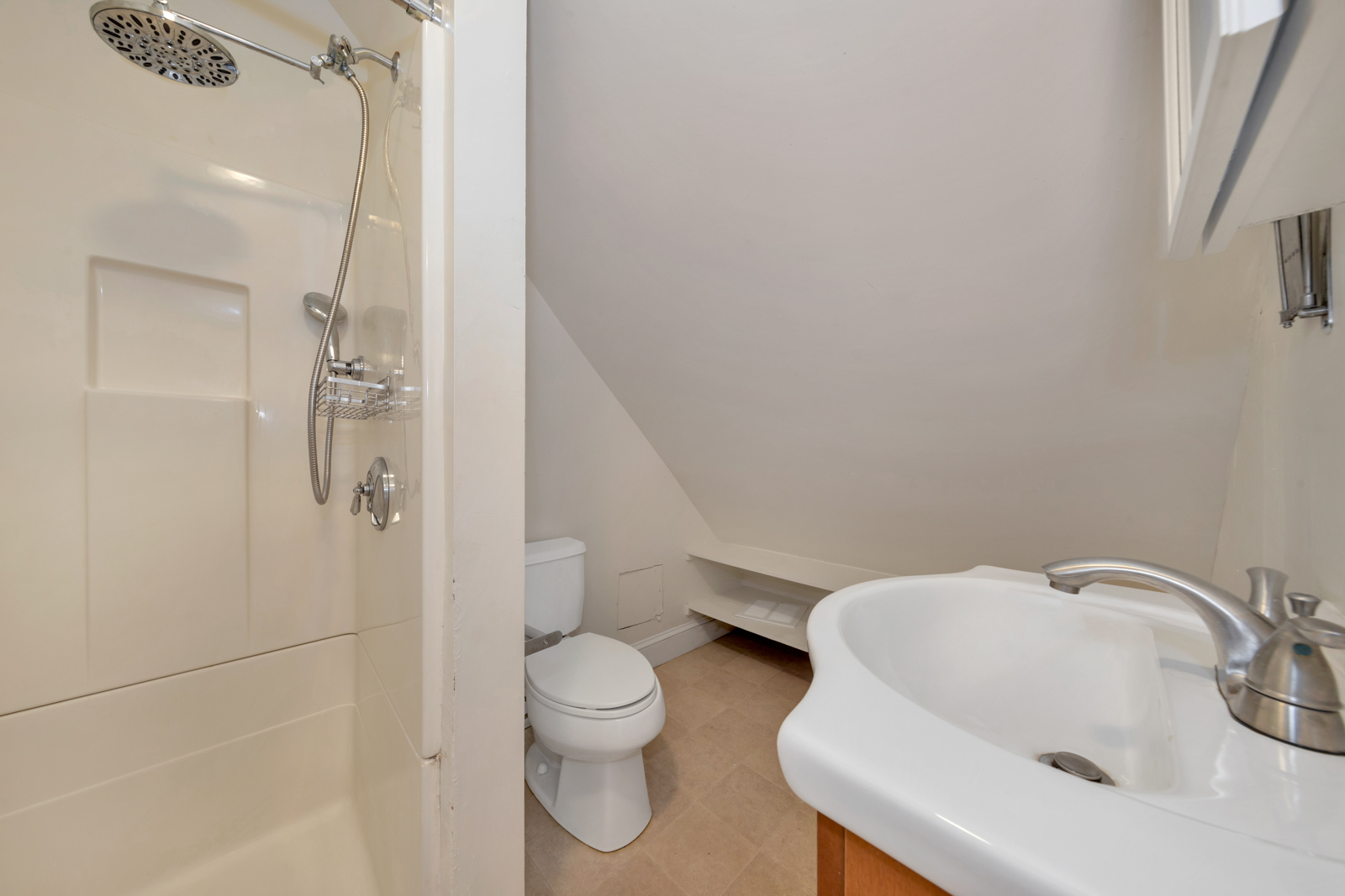 Photos of apartment on Murdock Ter.,Boston MA 