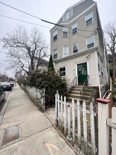 Photos of apartment on School St.,Boston MA 
