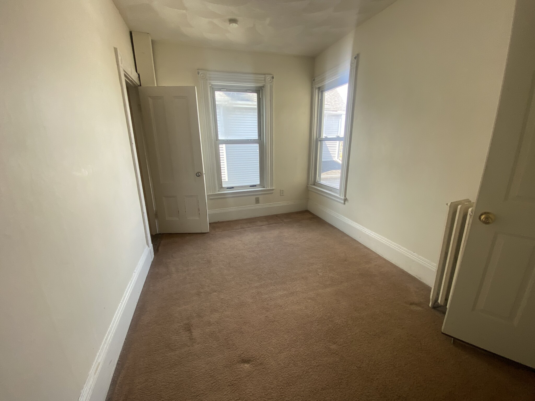 Photos of apartment on FERRY St.,Everett MA 02149
