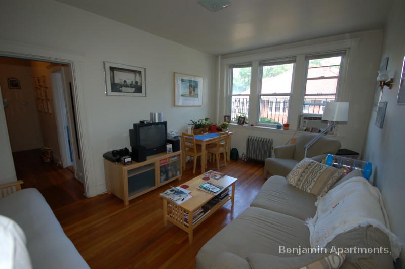 1800 Commonwealth Ave, Brighton