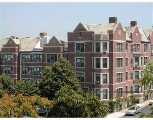 4 Commonwealth Ct, Brighton