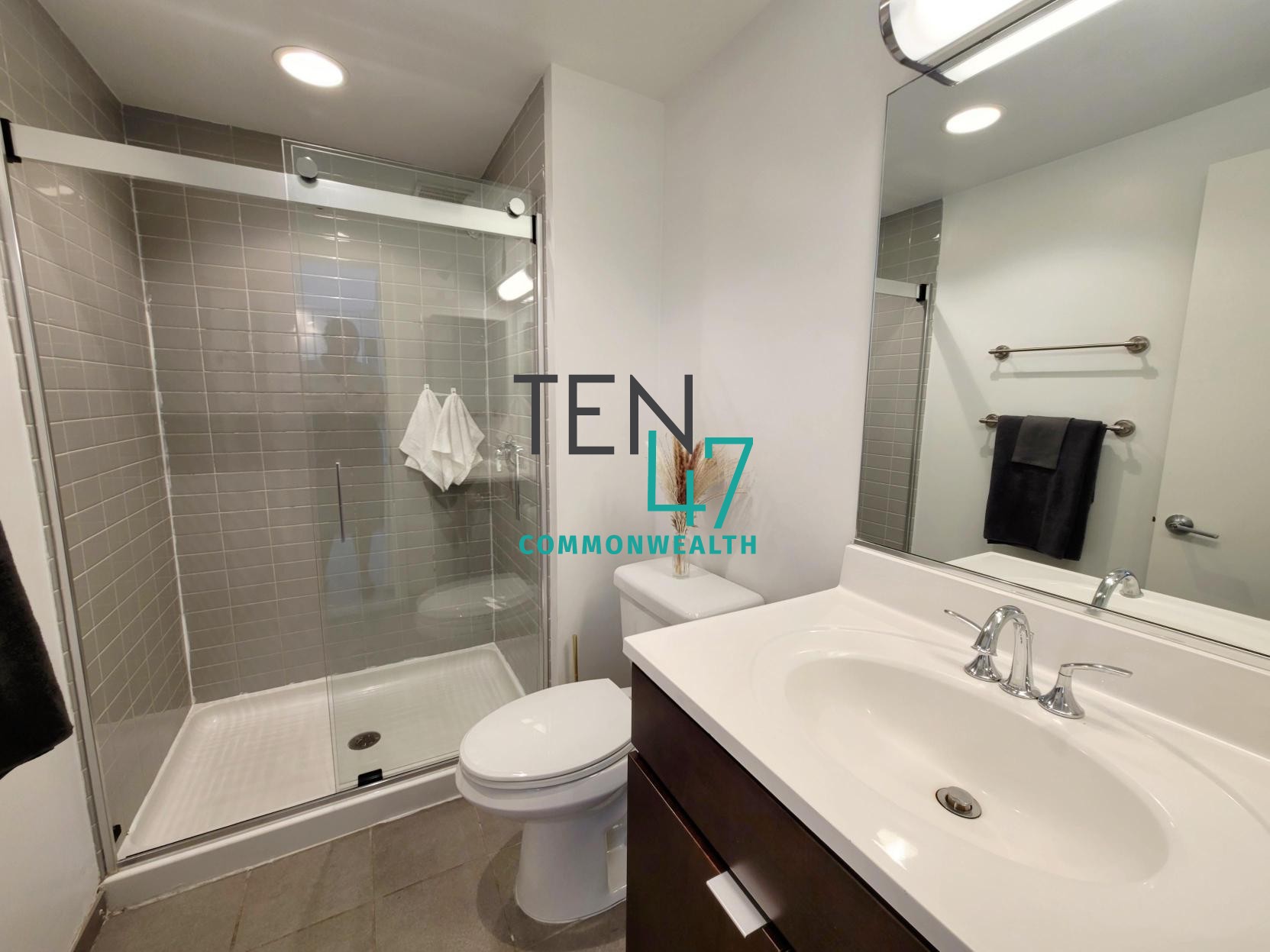 Photos of apartment on Commonwealth Ave.,Boston MA 02215