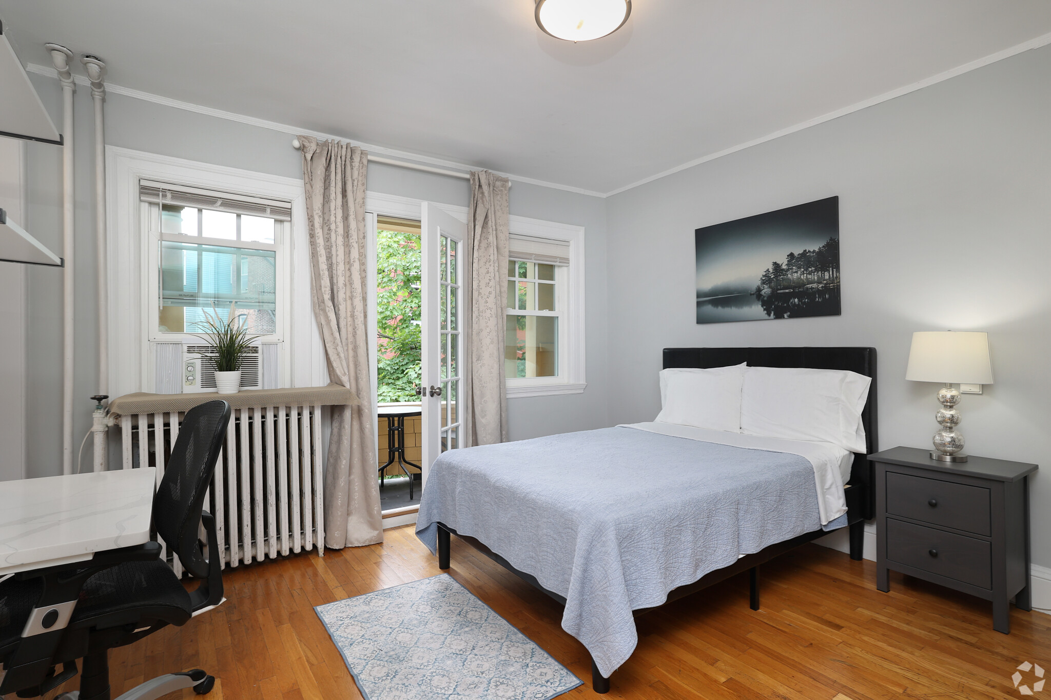 Photos of apartment on Chauncy St.,Cambridge MA 02138