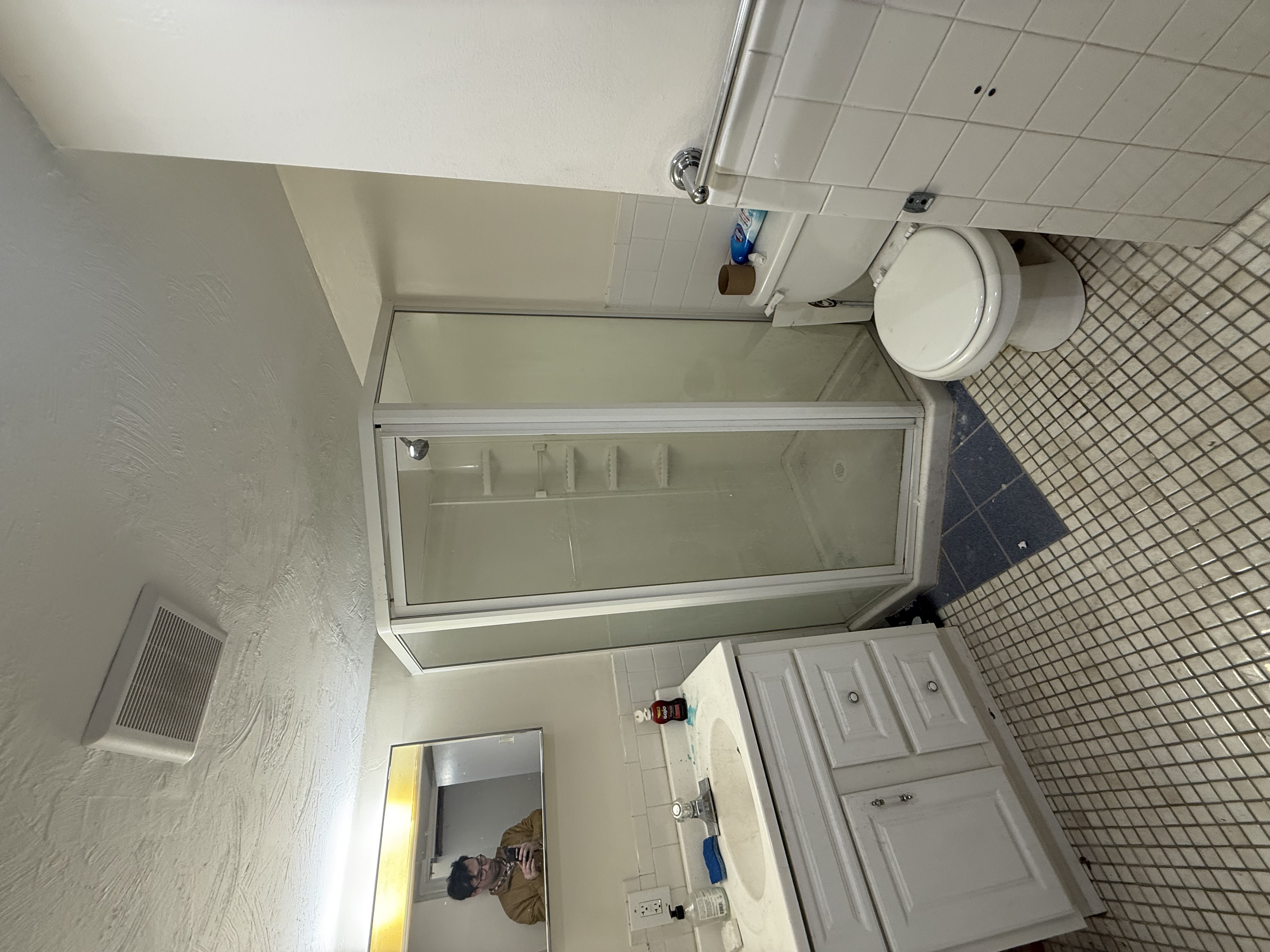 Photos of apartment on Pratt St.,Boston MA 02134