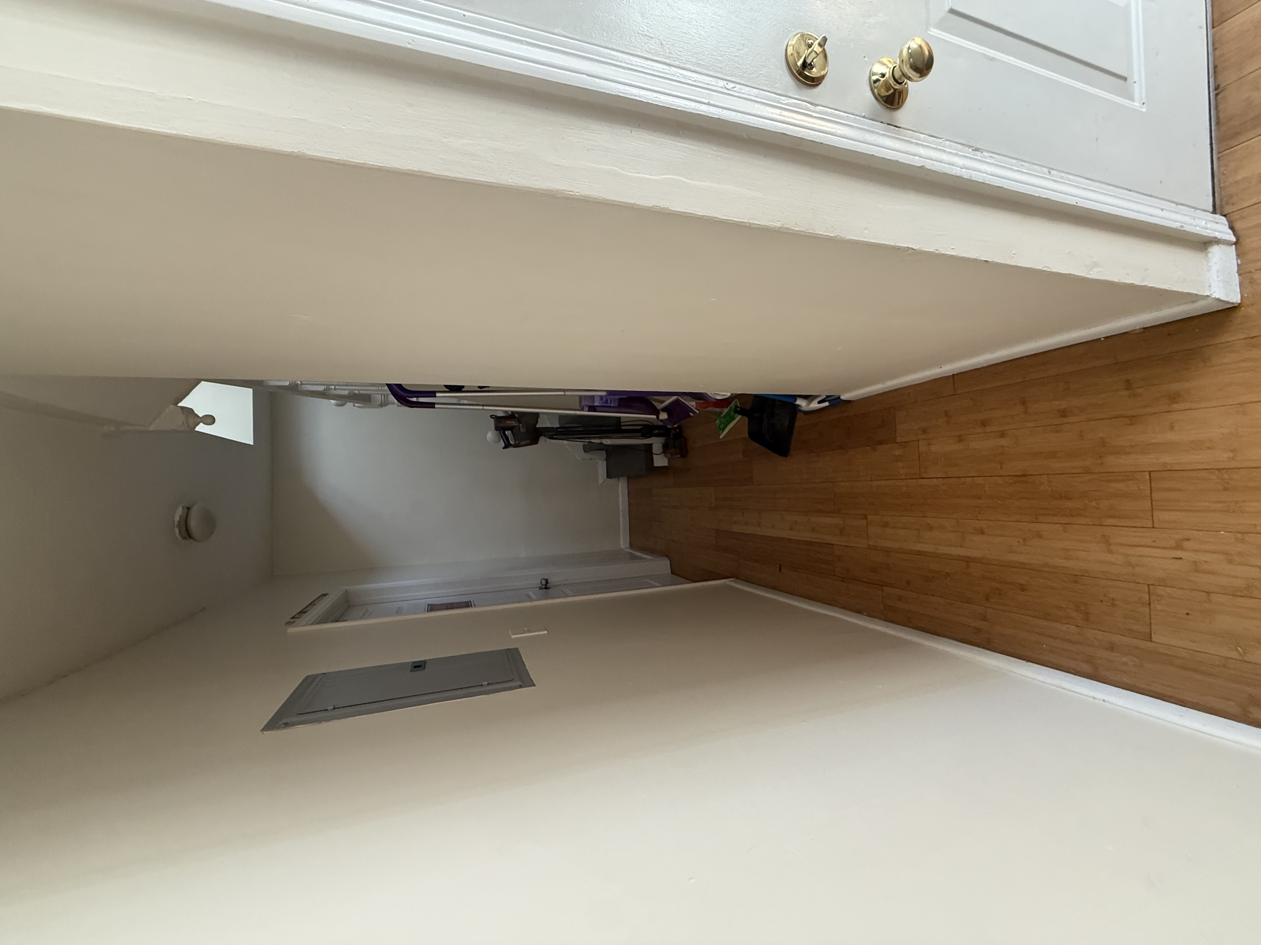 Photos of apartment on Pratt St.,Boston MA 02134