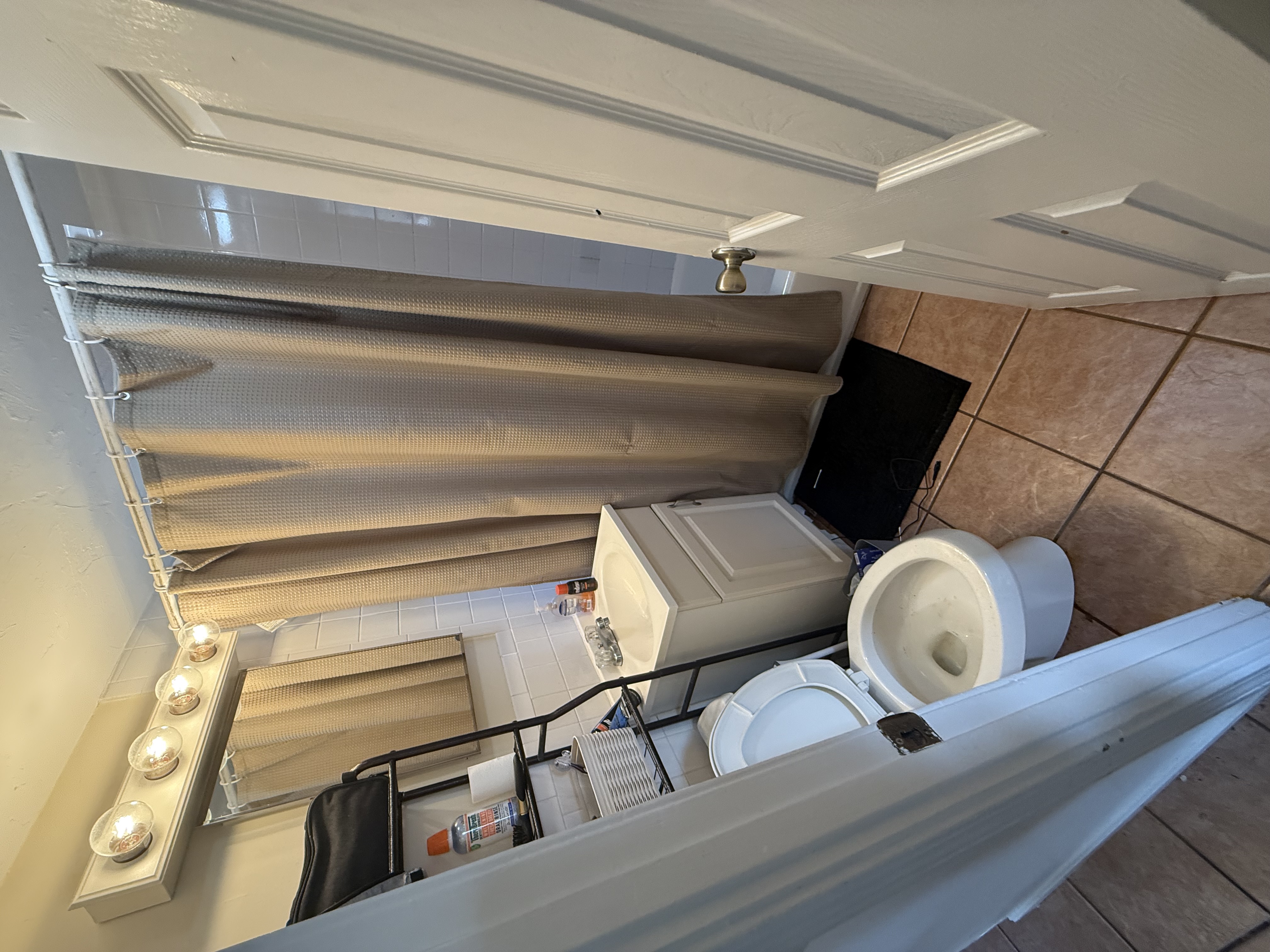 Photos of apartment on Pratt St.,Boston MA 02134