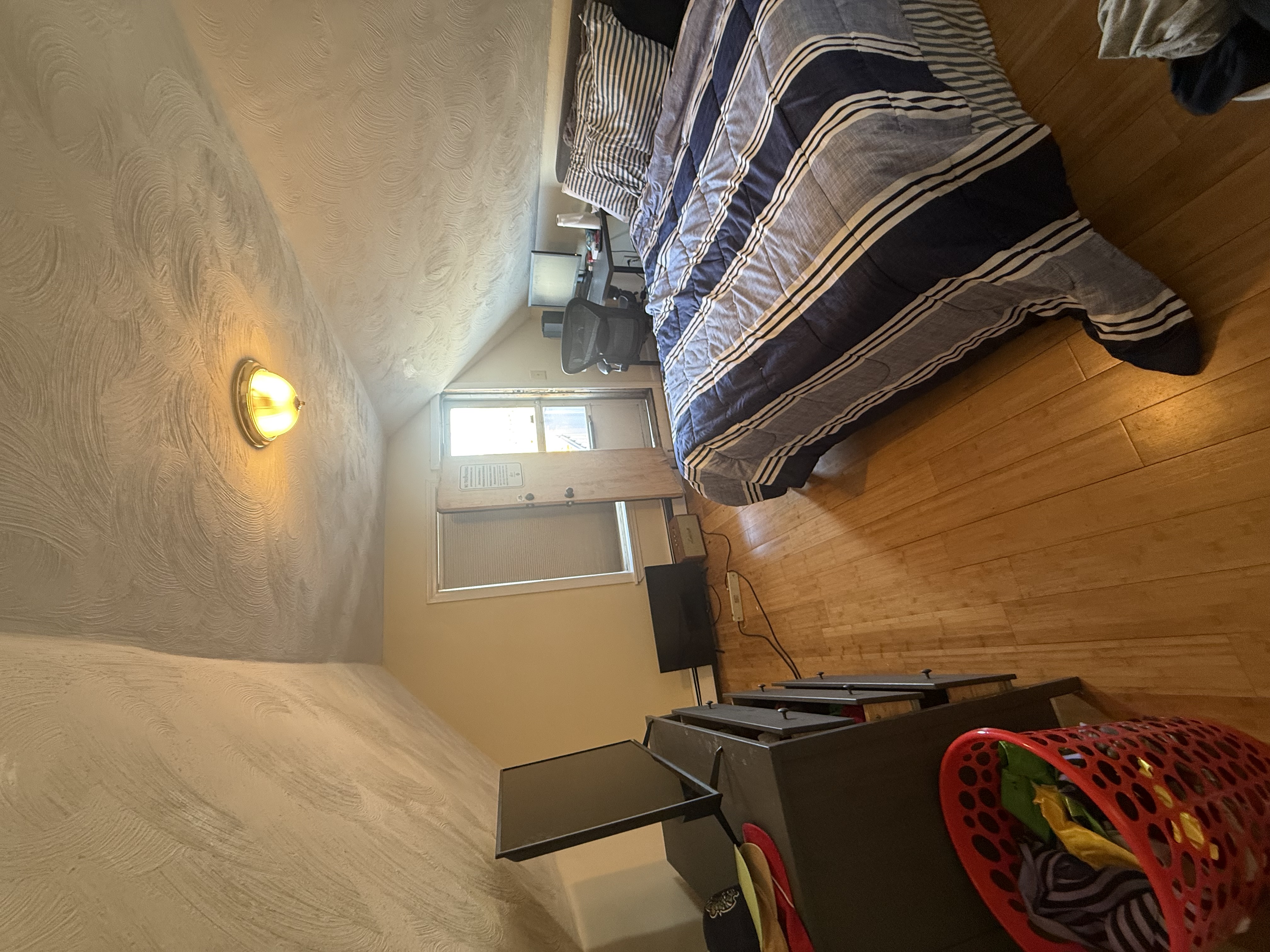 Photos of apartment on Pratt St.,Boston MA 02134