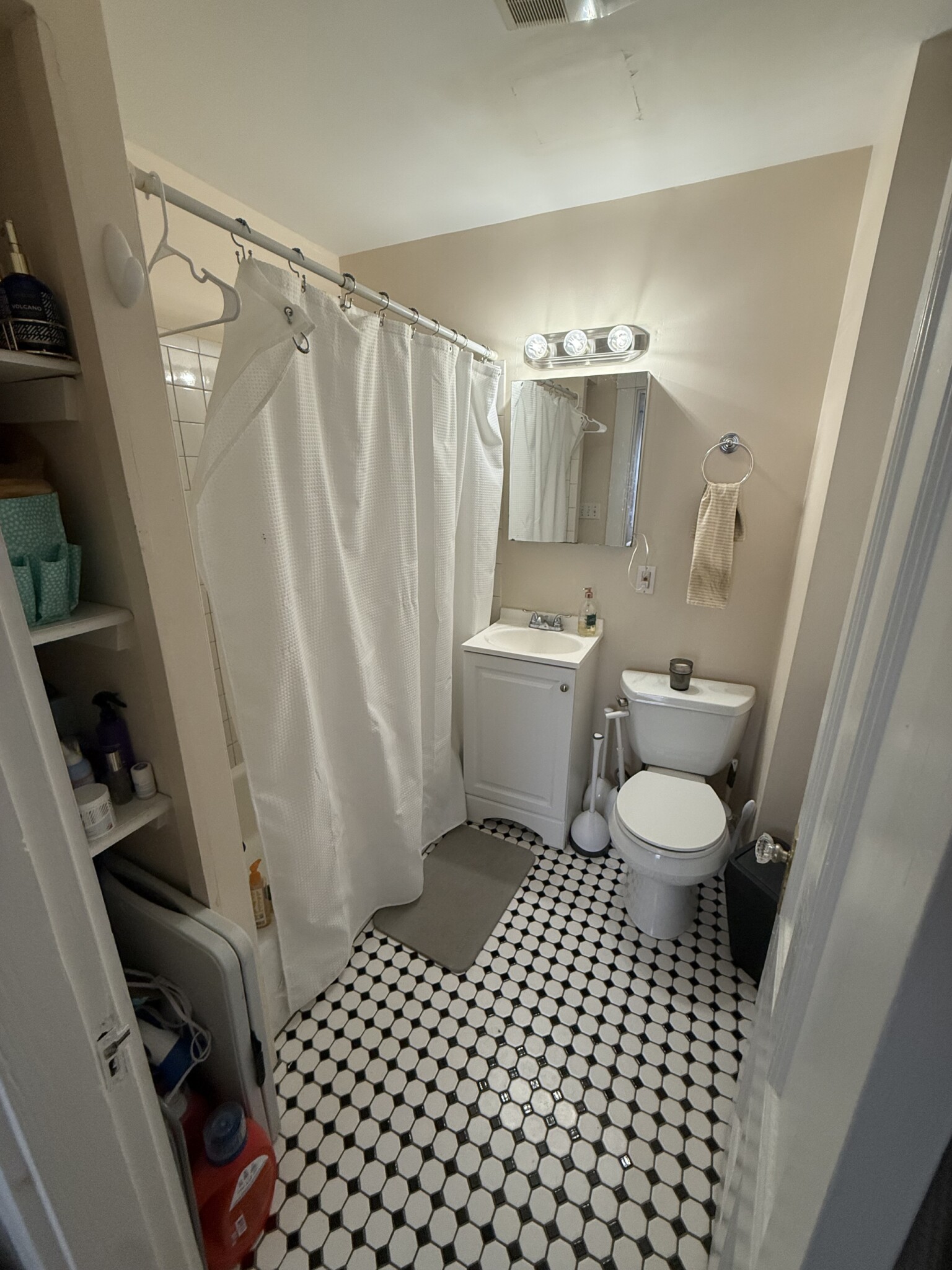 Photos of apartment on Gore St.,Cambridge MA 02141