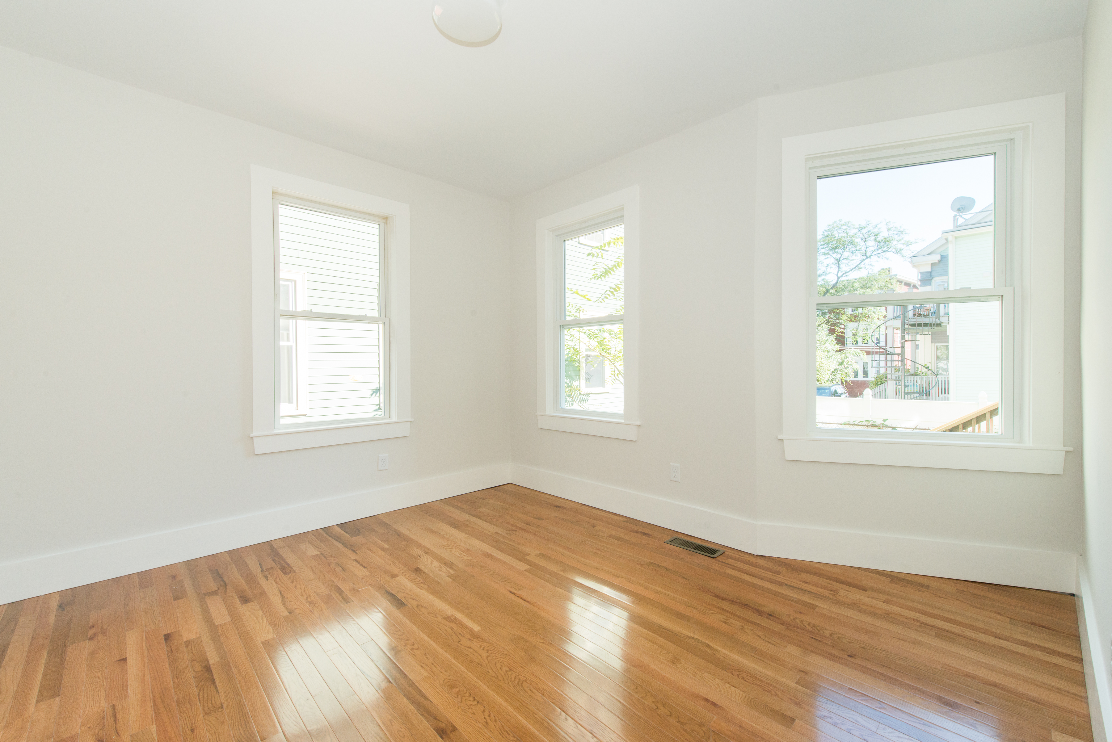 Photos of apartment on Suffolk St.,Cambridge MA 02139