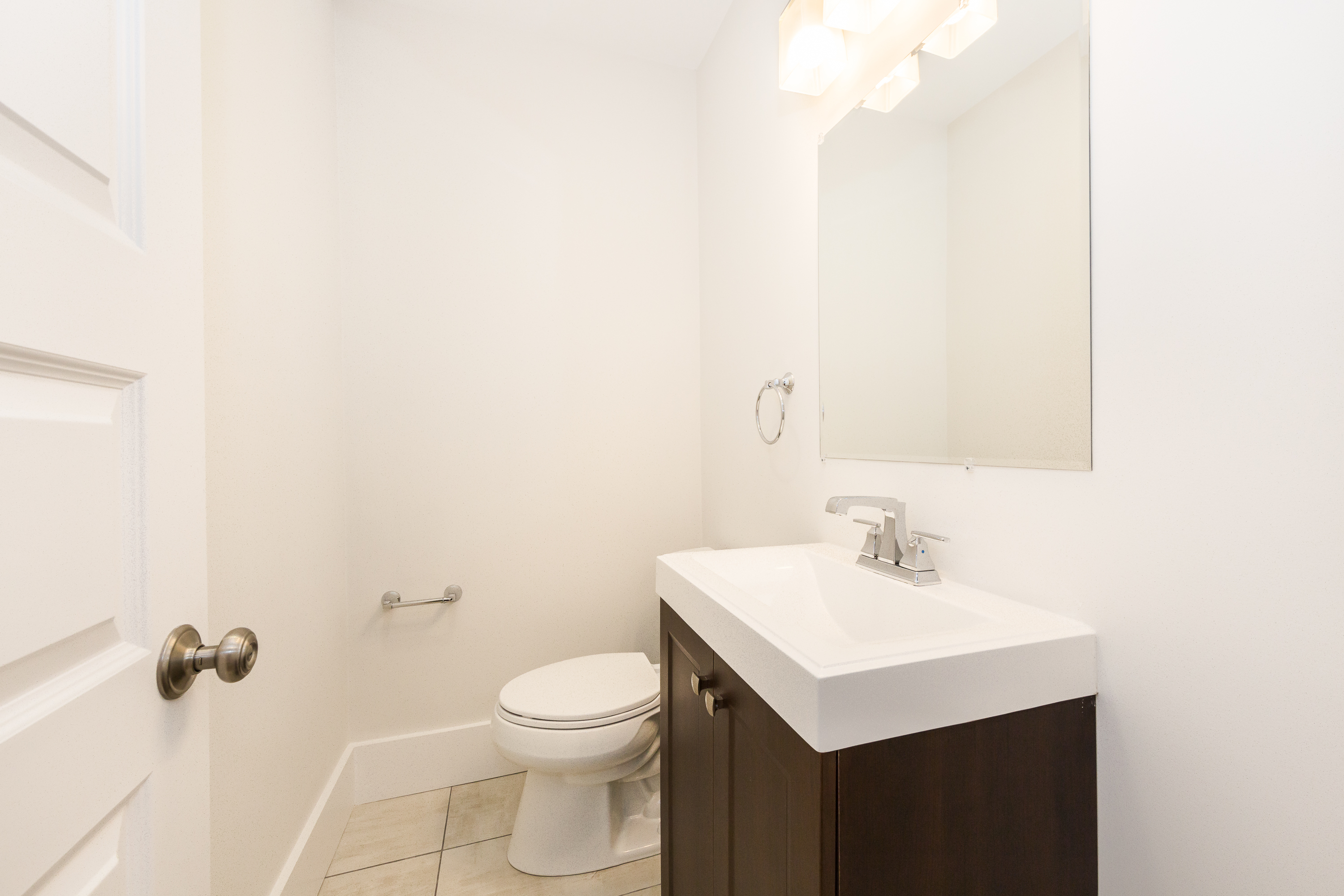 Photos of apartment on Second St.,Cambridge MA 