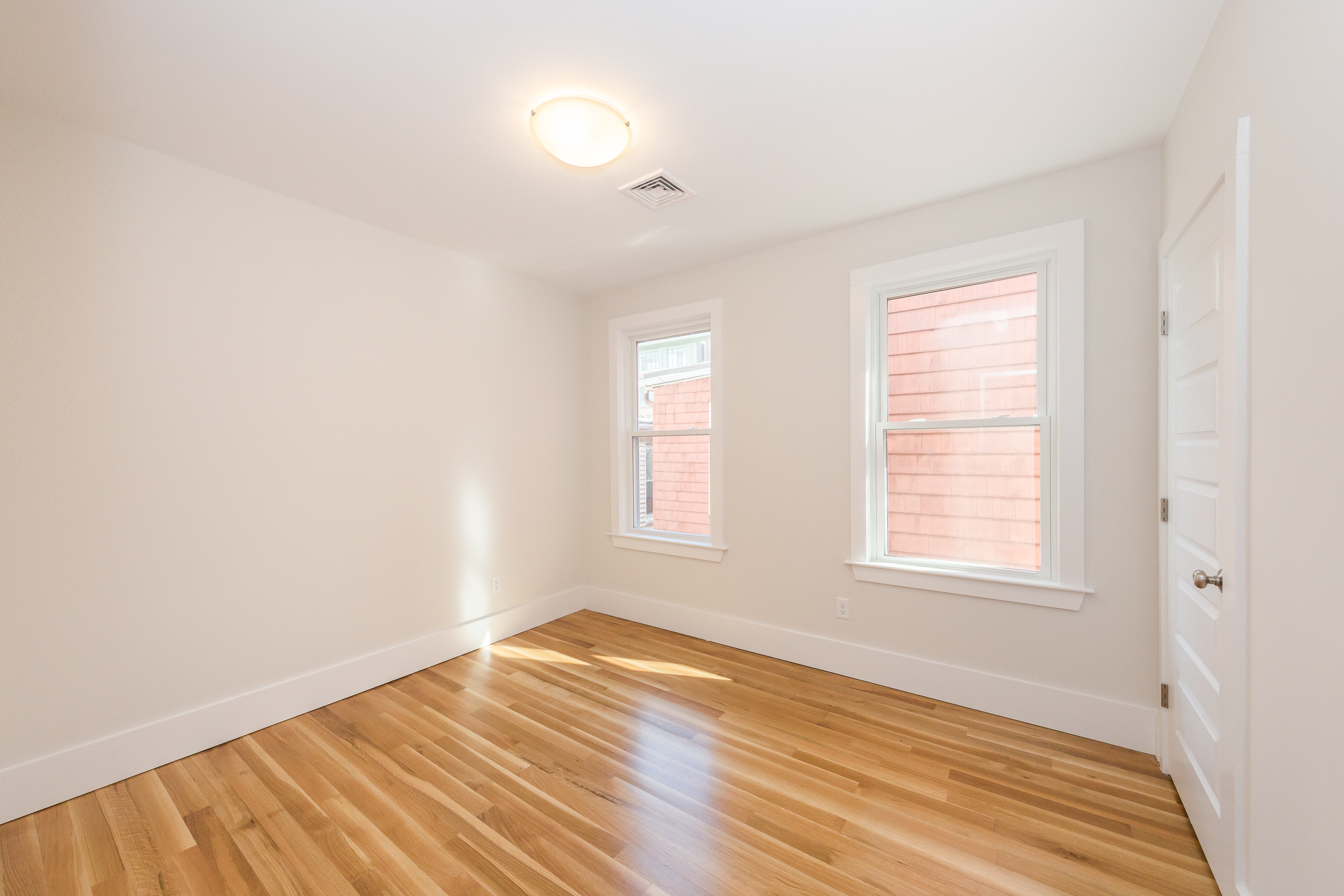 Photos of apartment on Second St.,Cambridge MA 