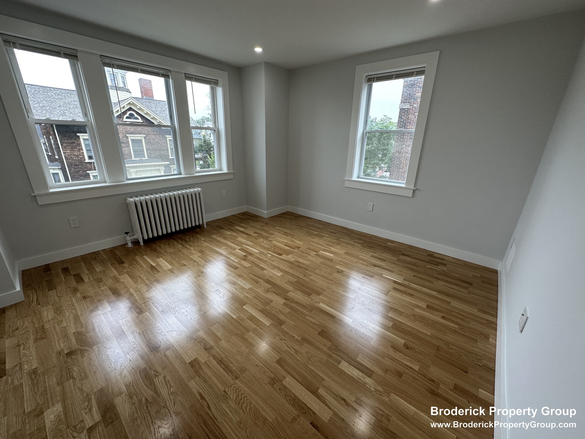 1 bedroom apartment at 138 Highland Ave., Winter Hill, Boston