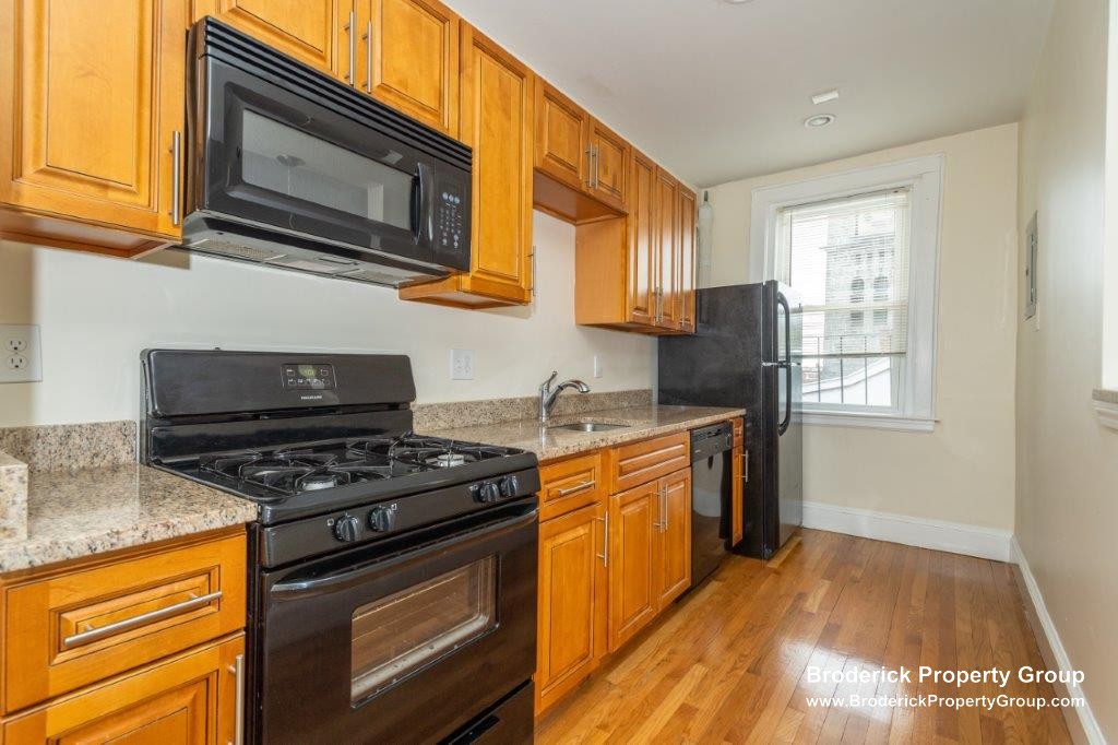 Studio apartment at 136 Highland Ave., Winter Hill, Boston