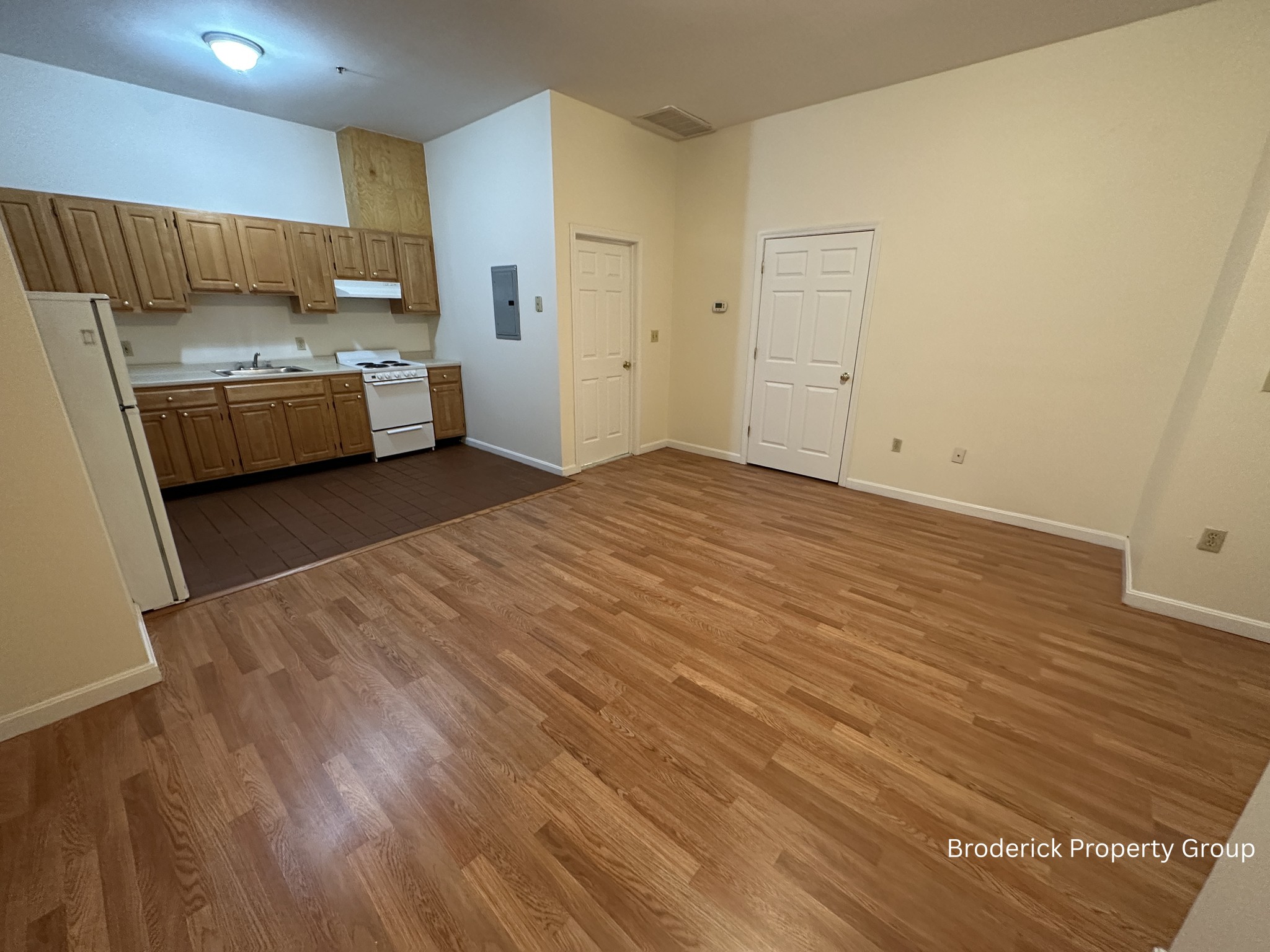 2 bedroom apartment at 81 Essex St., Chinatown, Boston