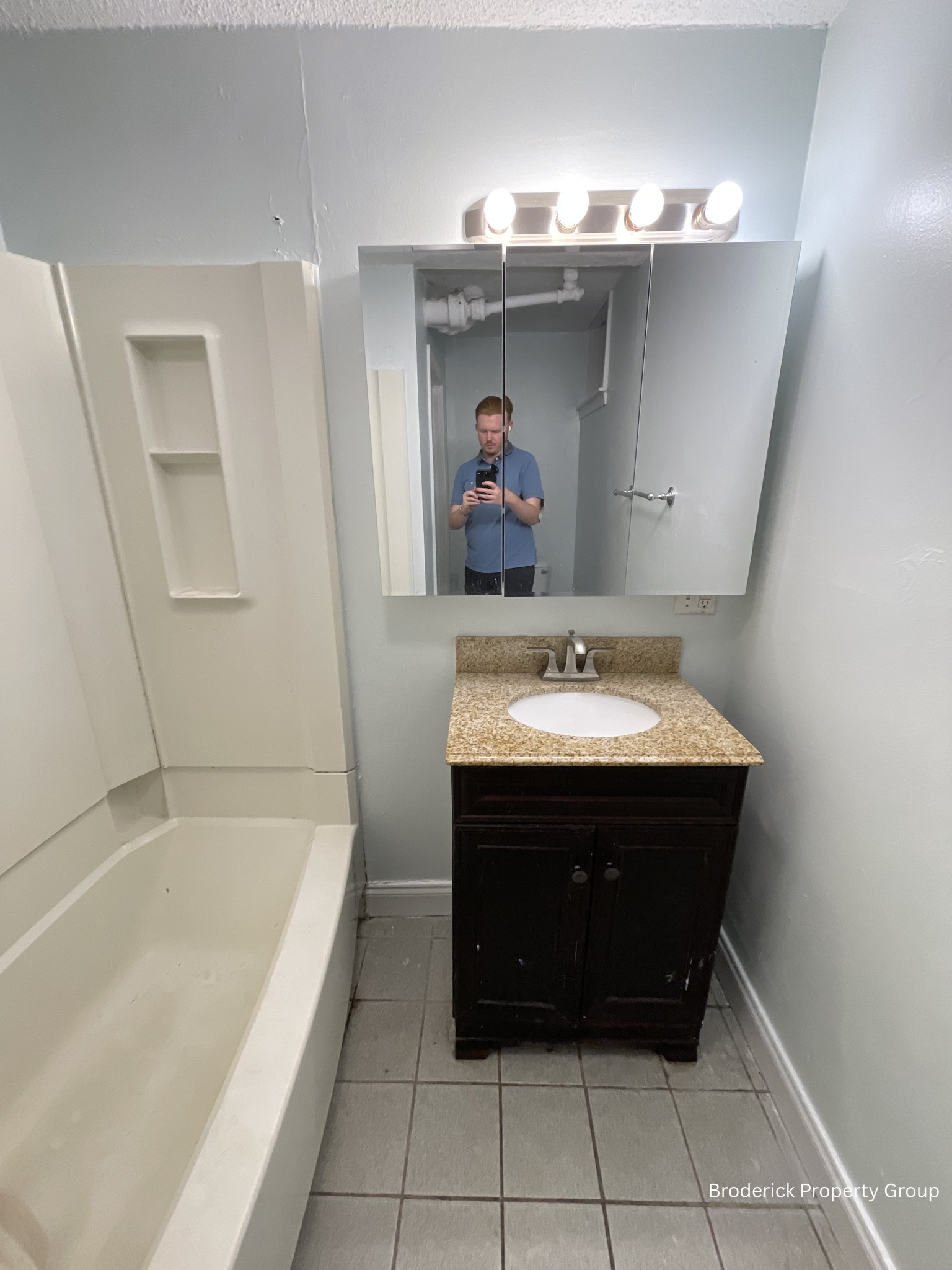 Photo 34