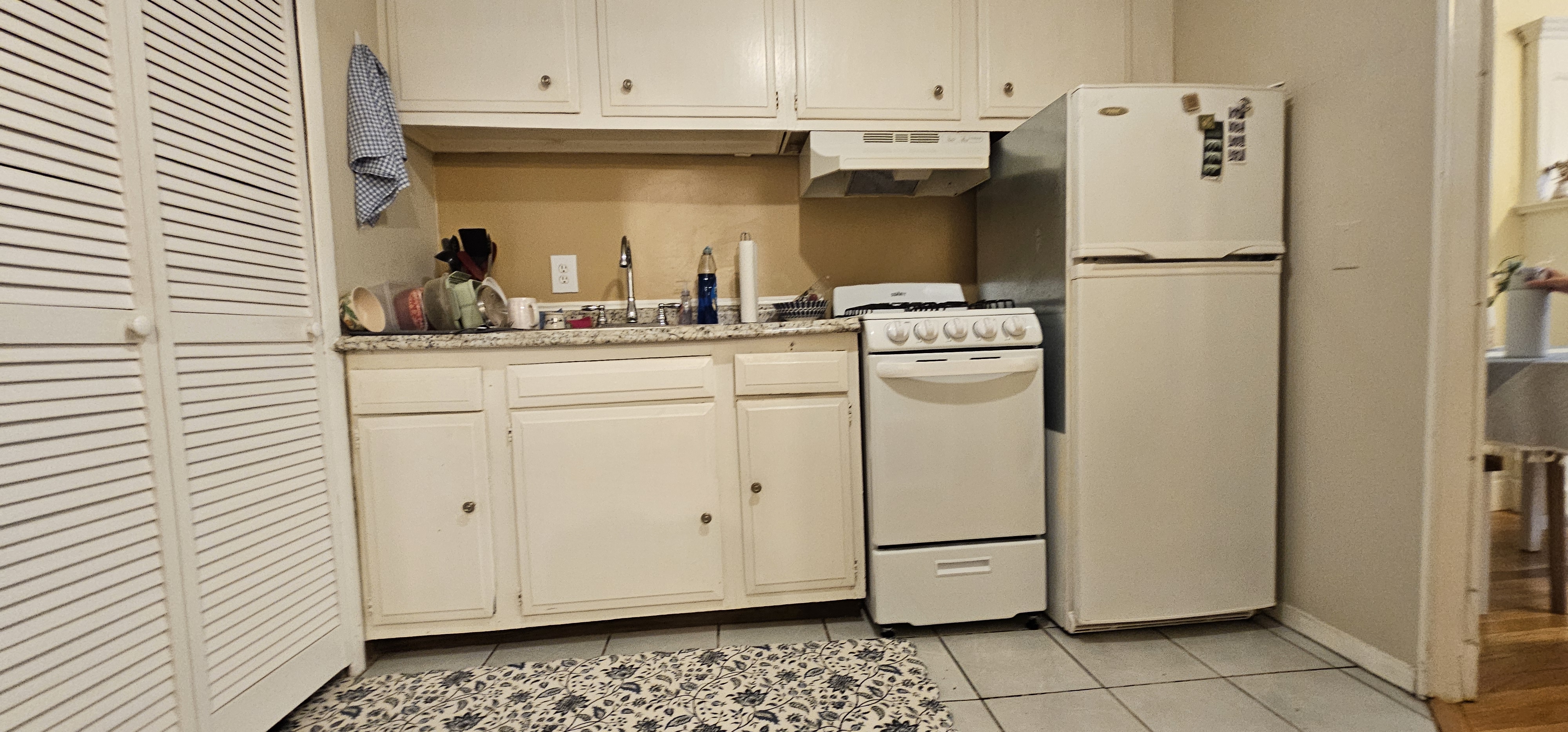 Photos of apartment on Commonwealth Ave.,Boston MA 02134