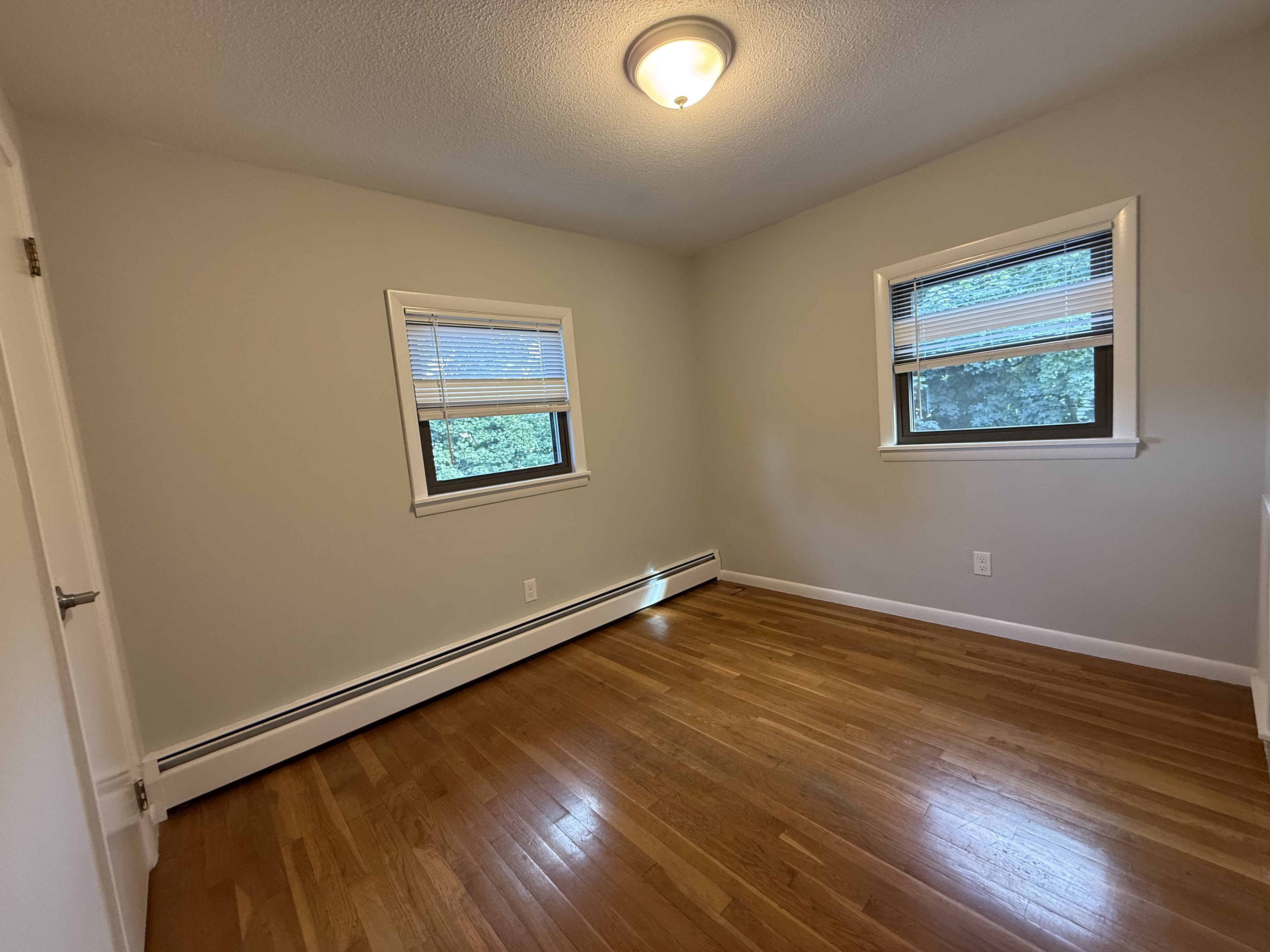 Photos of apartment on Friend St.,Waltham MA 02453