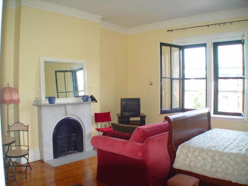 Studio bed, 1 bath apartment for rent at 14 Marlborough St Unit 501, Back Bay — photo 3 of 10