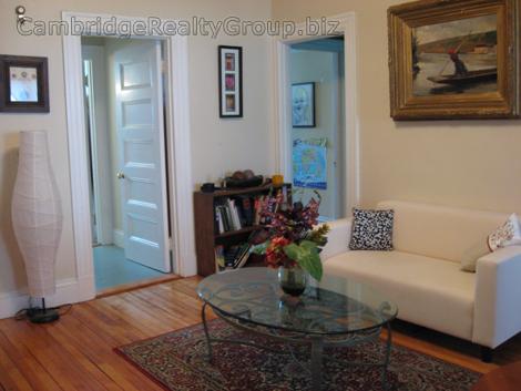 6 Arlington St, Porter Square