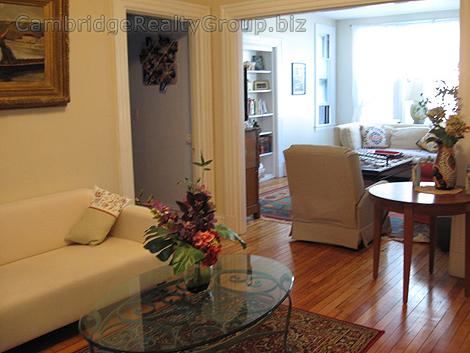 6 Arlington St, Porter Square