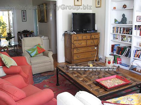 6 Arlington St, Porter Square