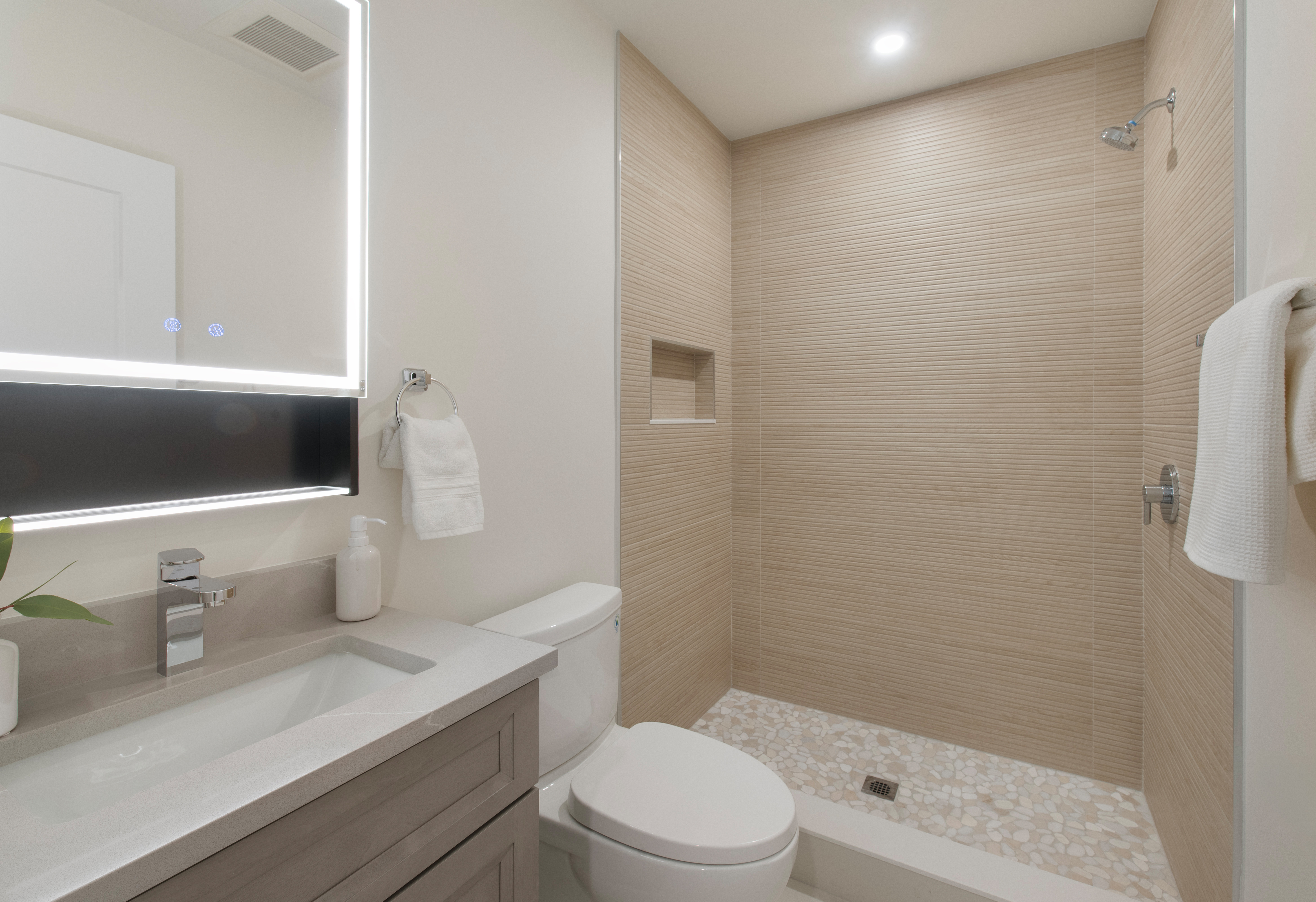 Photos of apartment on Hyde Park Ave.,Boston MA 02130