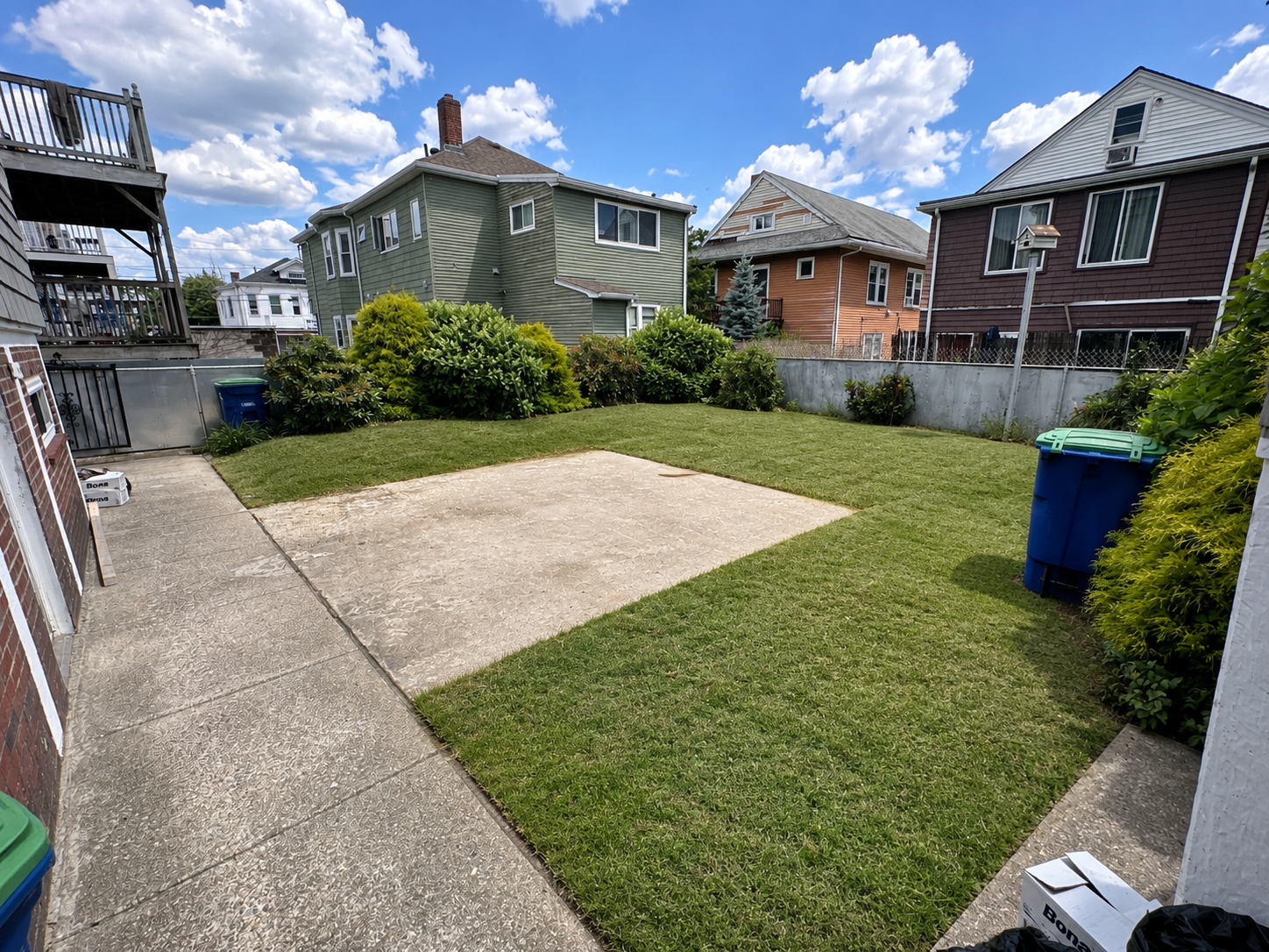 111 Hillsdale Rd. — Tufts