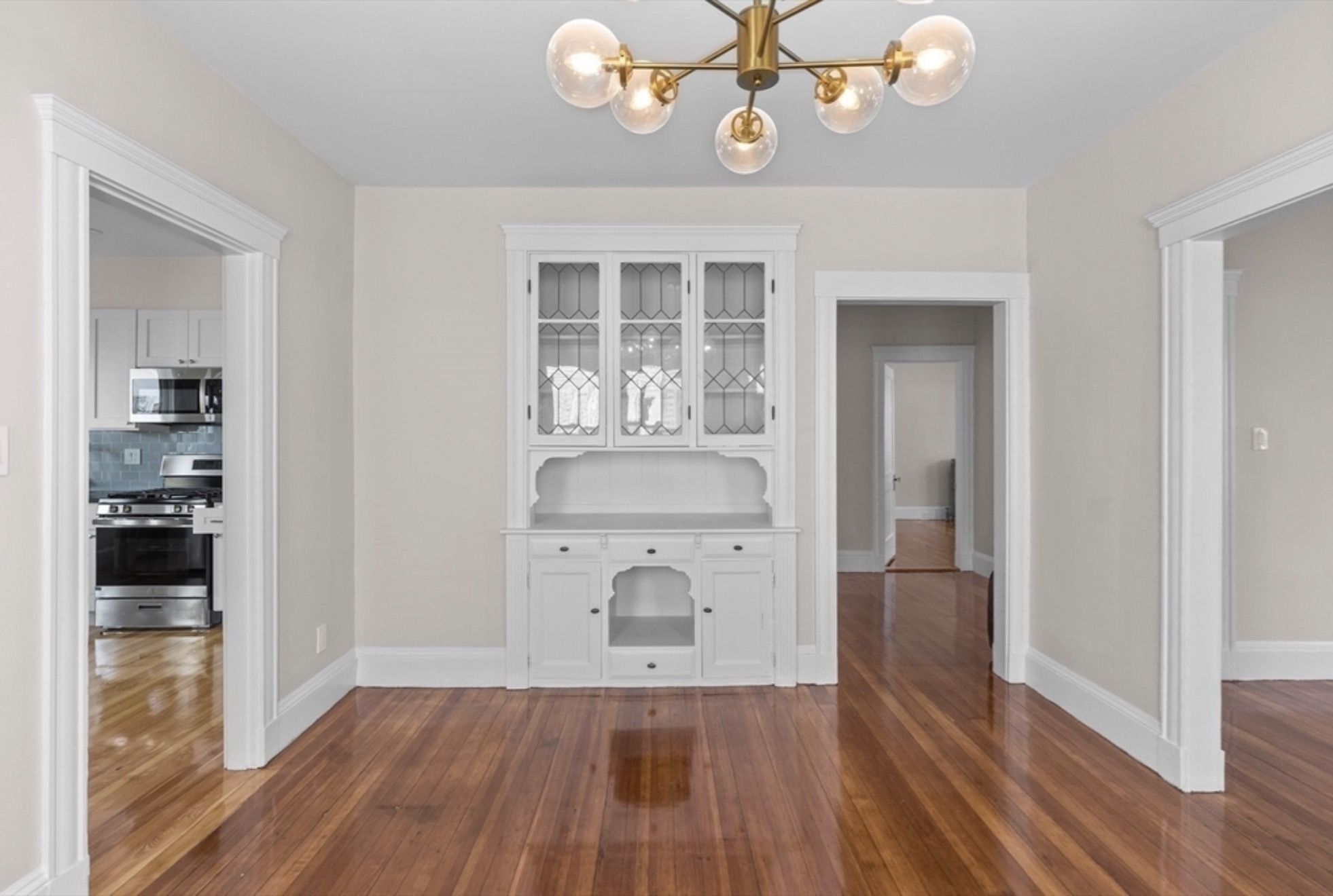 Photos of apartment on Speedwell St.,Boston MA 02122