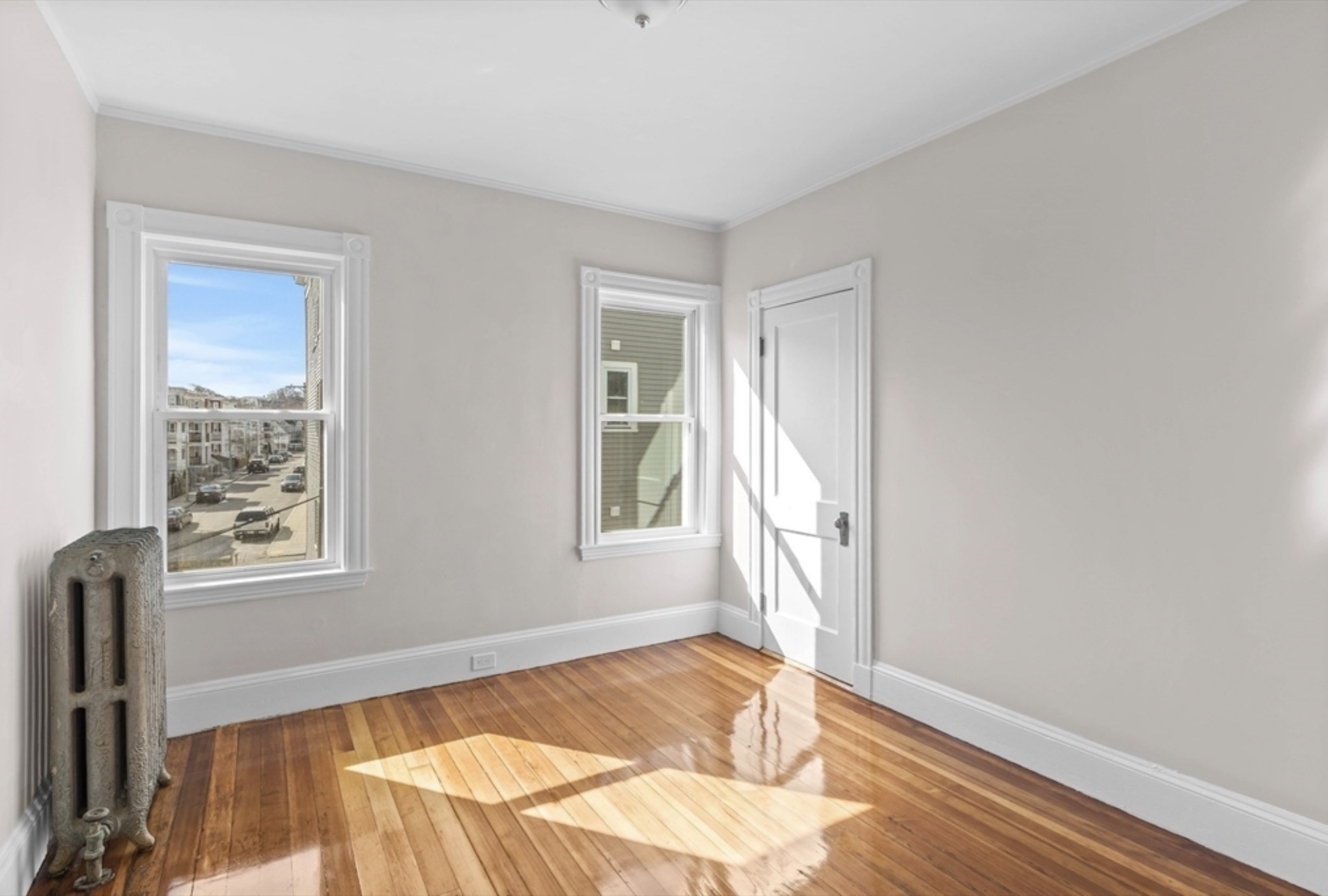Photos of apartment on Speedwell St.,Boston MA 02122