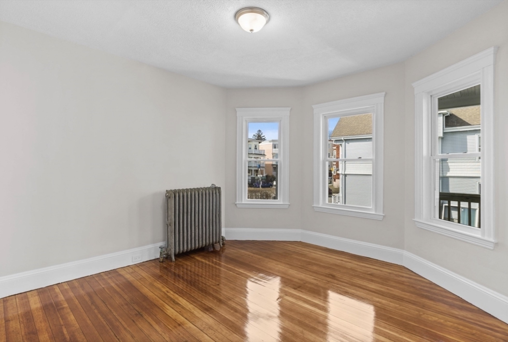 Photos of apartment on Speedwell St.,Boston MA 02122