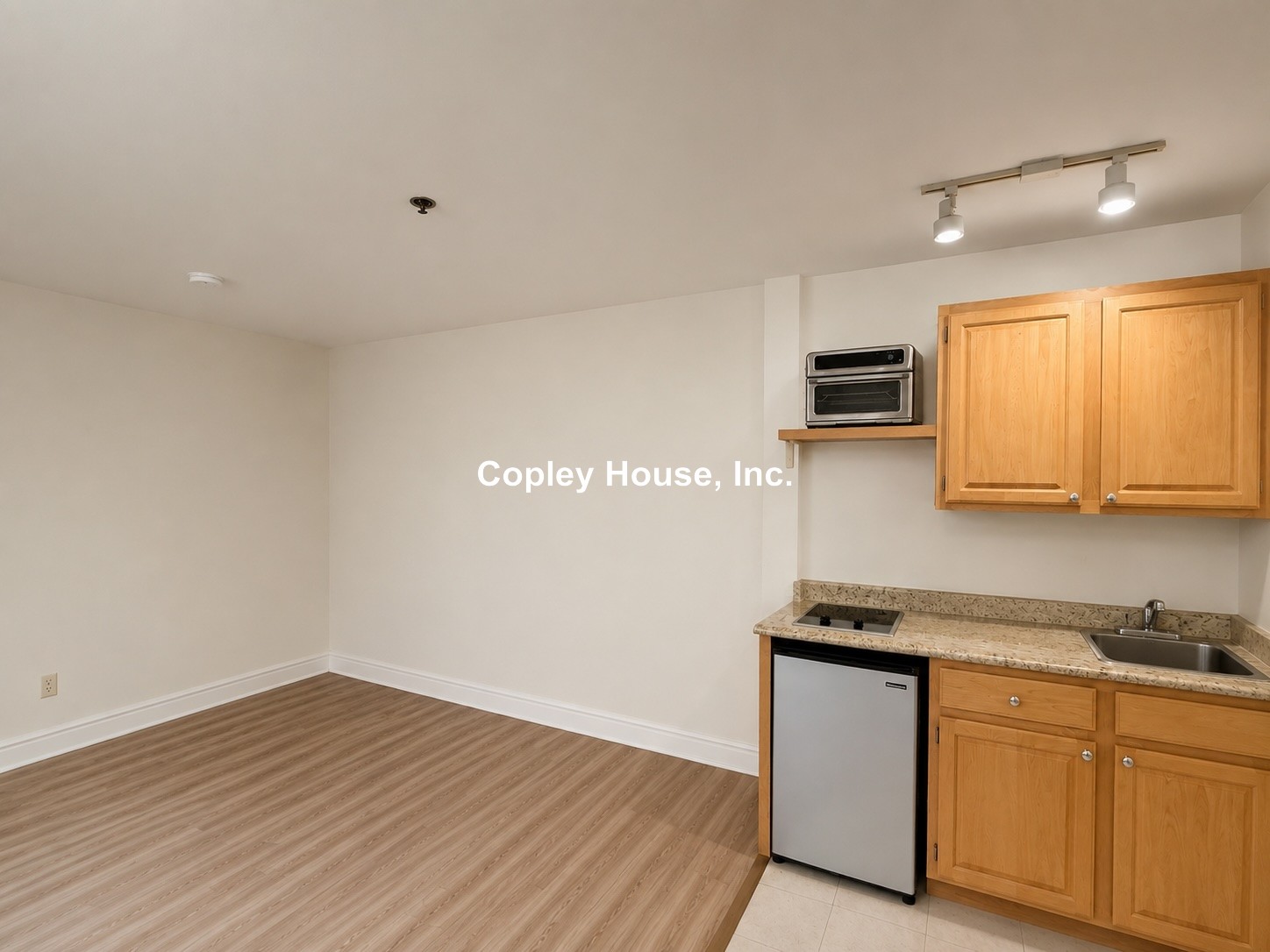 Photos of apartment on Tremont St.,Boston MA 02118