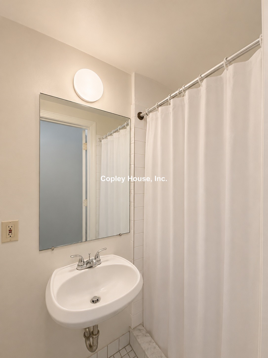 Photos of apartment on Tremont St.,Boston MA 02118